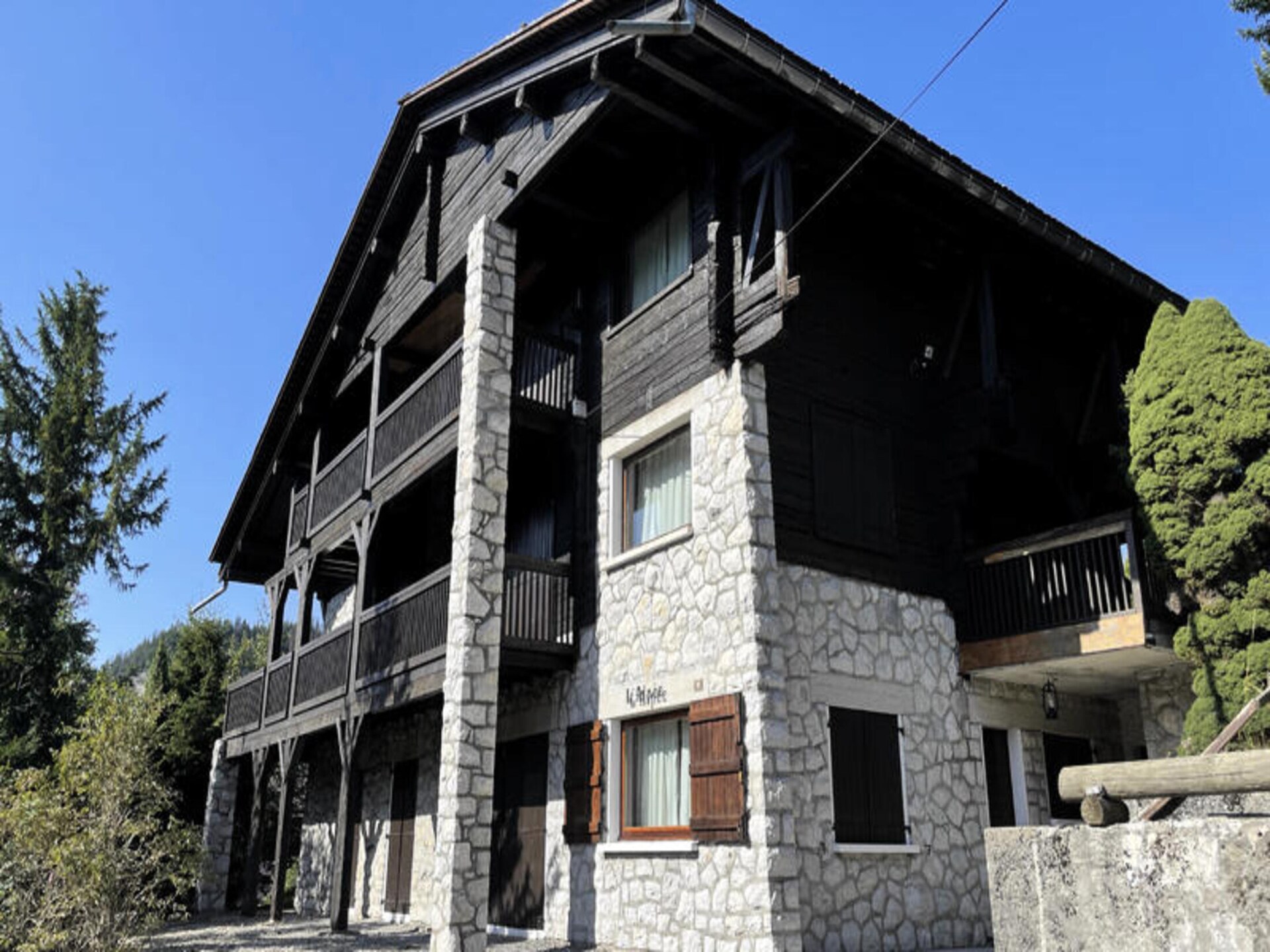 Rustiek appartement voor 6 personen met balkon, vlakbij de skipistes van La Clusaz - foto 1