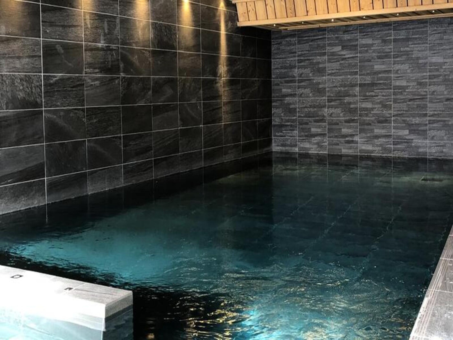 Luxe 5-sterren appartement voor 6 personen in La Clusaz met wellness - foto 18