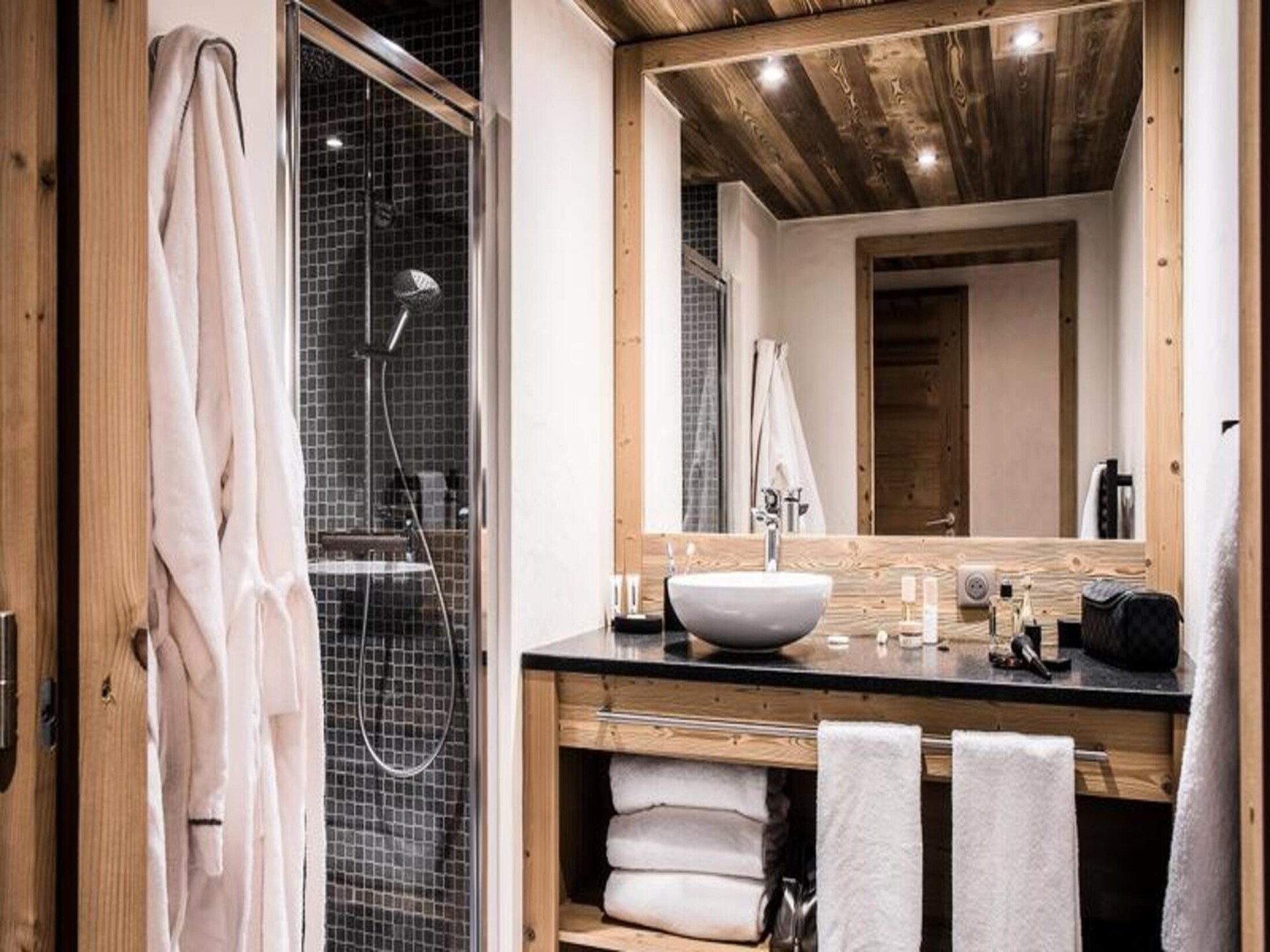 Luxe 5-sterren appartement voor 6 personen in La Clusaz met wellness - foto 17