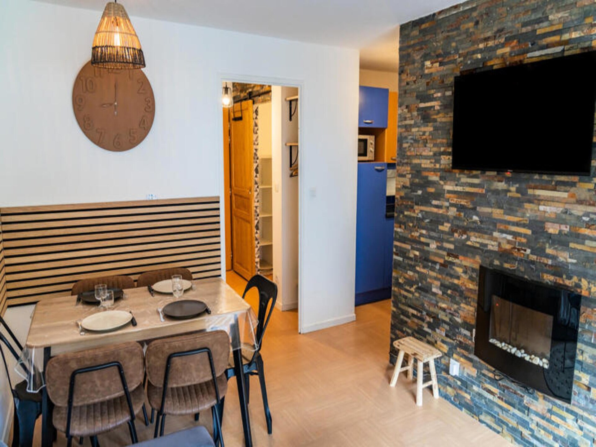 Knus appartement op de piste in Les Orres 1800 met zwembad en balkon - foto 7