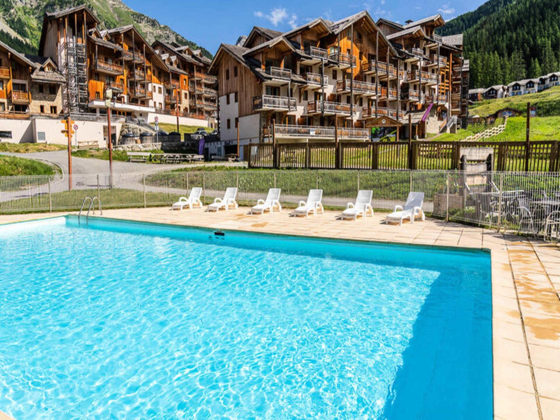 Appartement op 1800m hoogte in Les Orres, direct aan de piste in Bois-Méan - foto 13