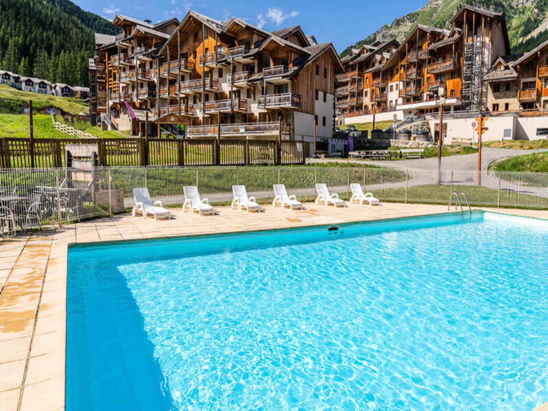 Zonnig appartement op 1800m in Les Orres, vlakbij de piste - foto 5