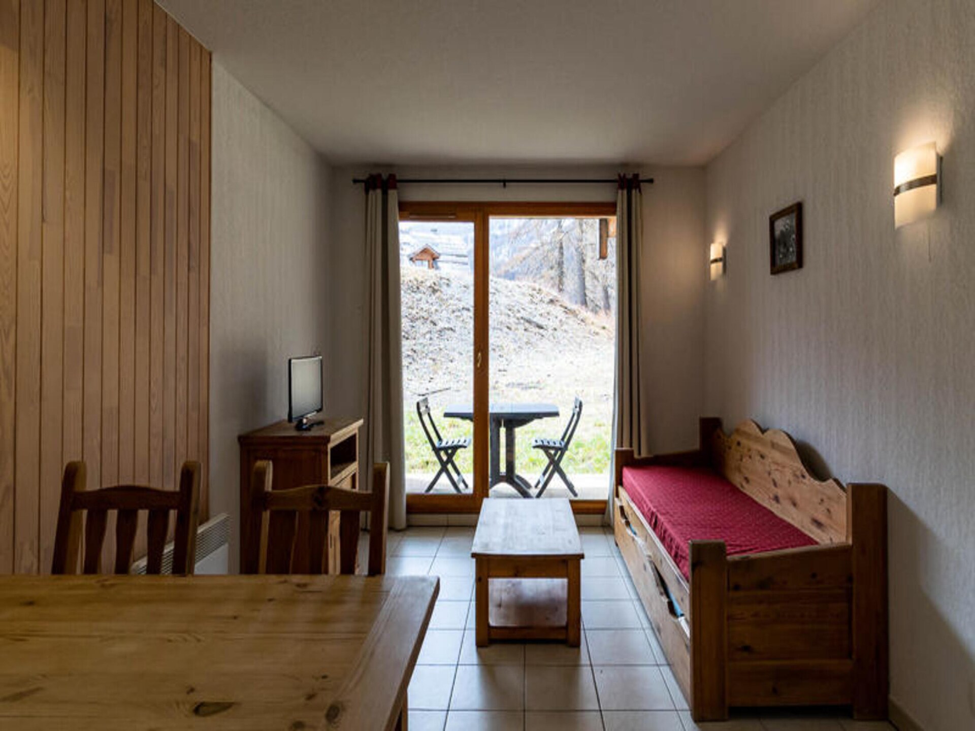 Knus appartement voor 4 aan de piste in Les Orres 1800 met zwembad - foto 3