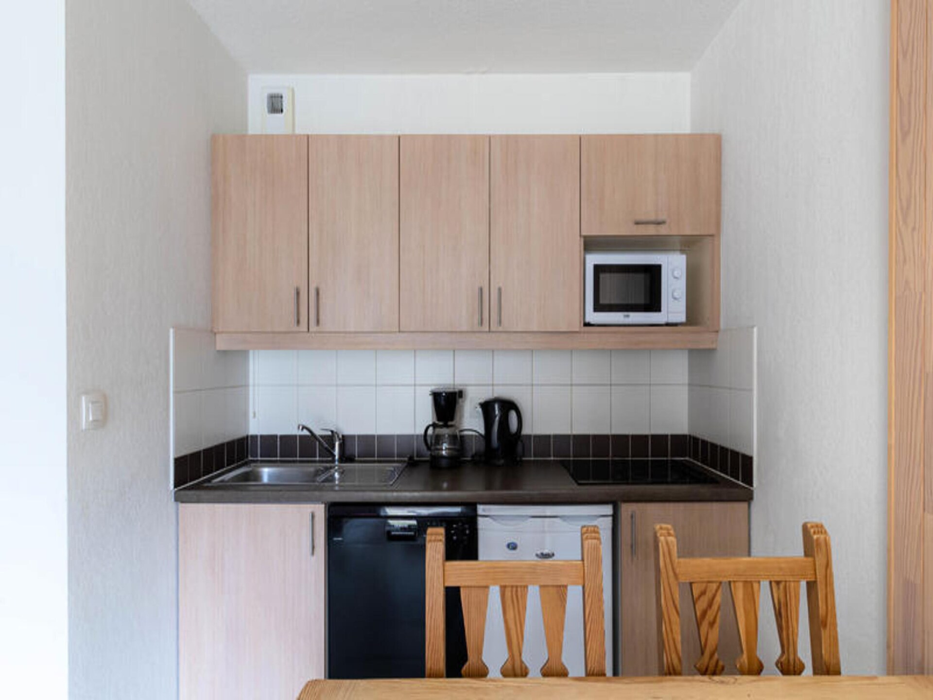 Knus appartement voor 4 aan de piste in Les Orres 1800 met zwembad - foto 11