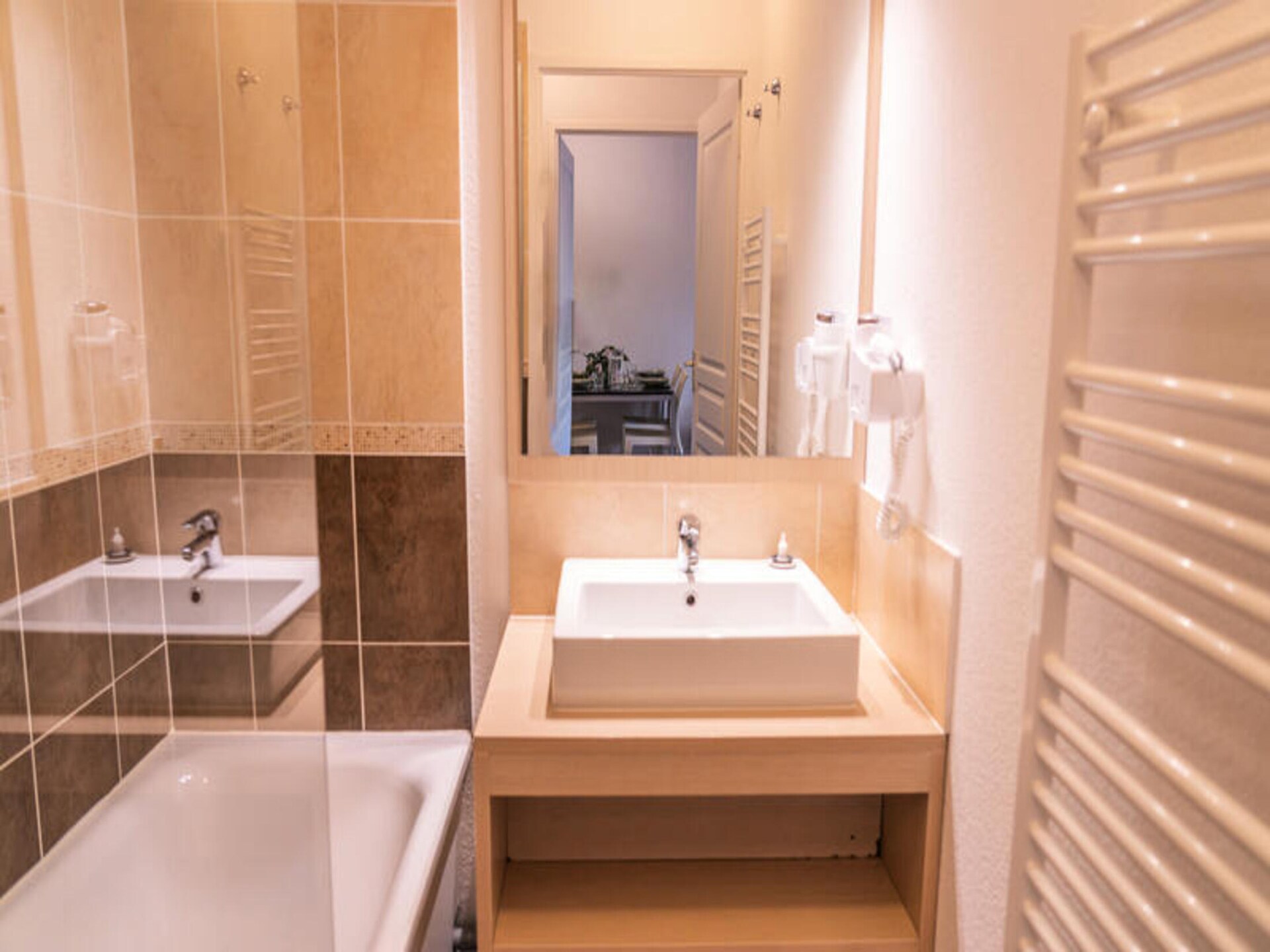 Appartement aan de piste in Les Orres met zwembad en balkon - foto 16