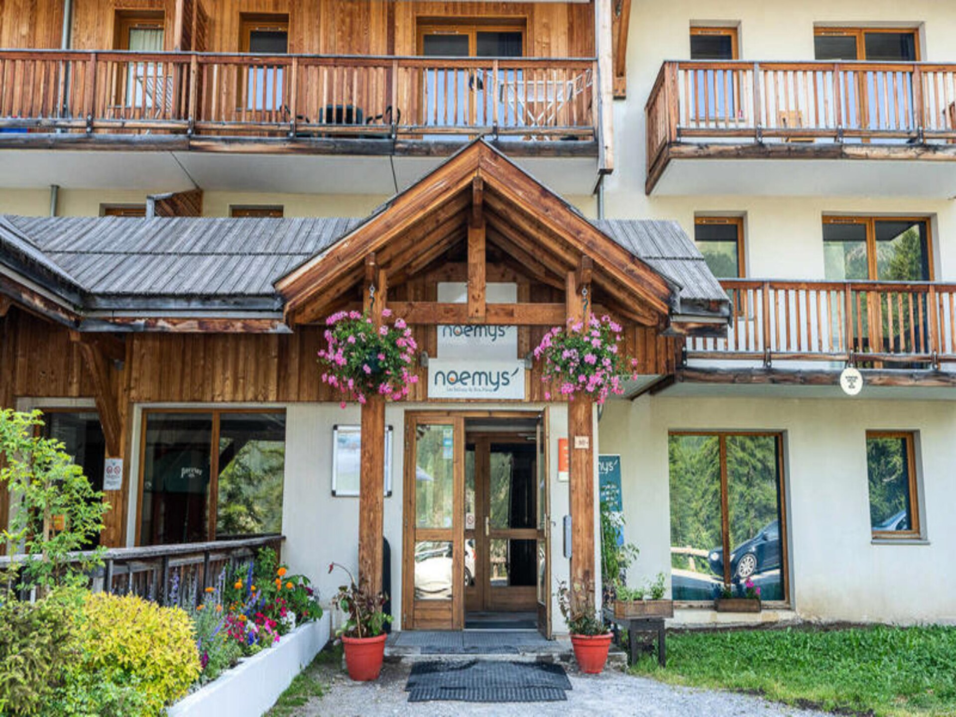 Sfeervol appartement in Les Orres 1800, 200m van pistes met zwembad - foto 15