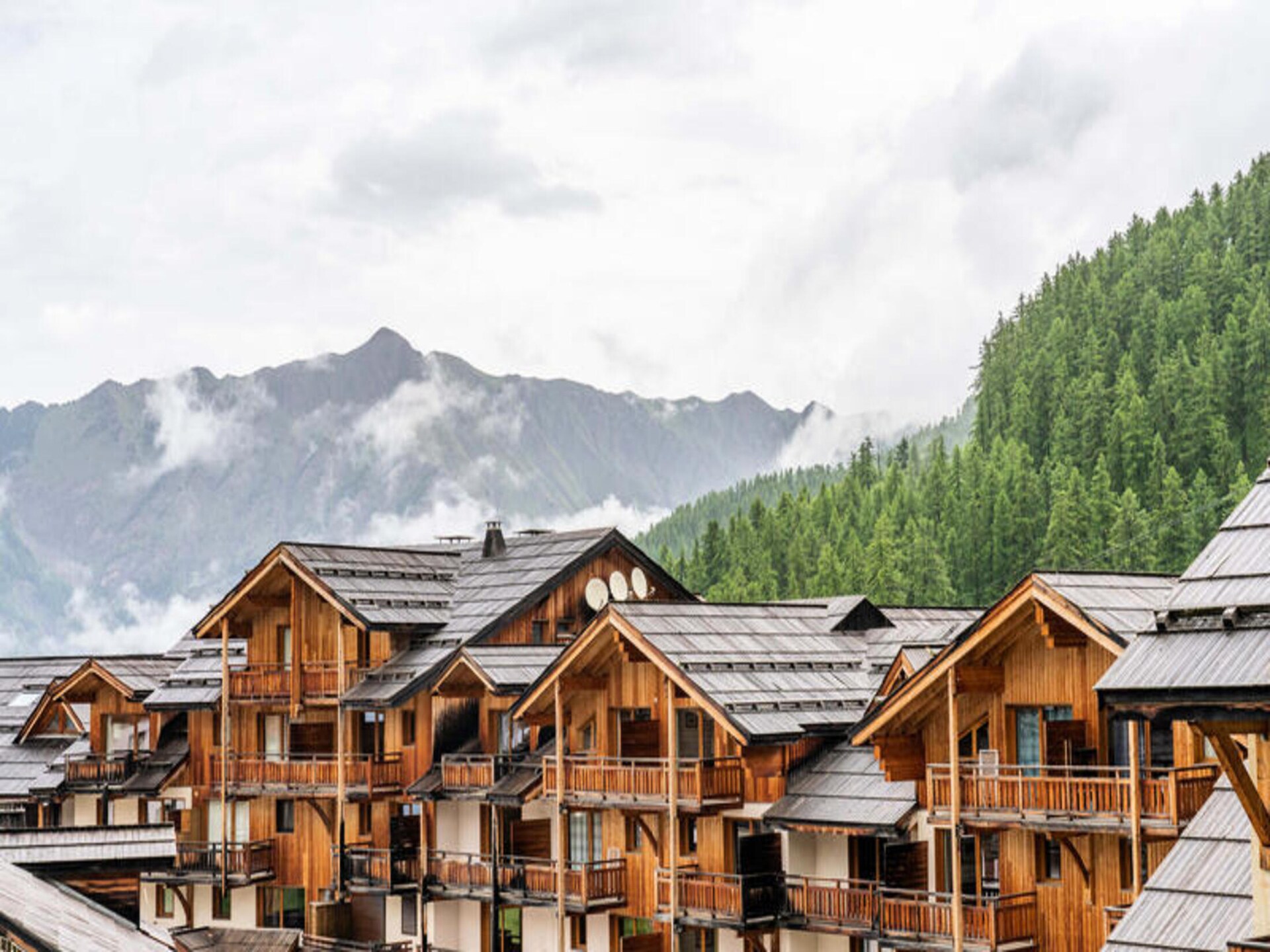 Sfeervol appartement in Les Orres 1800, 200m van pistes met zwembad - foto 11