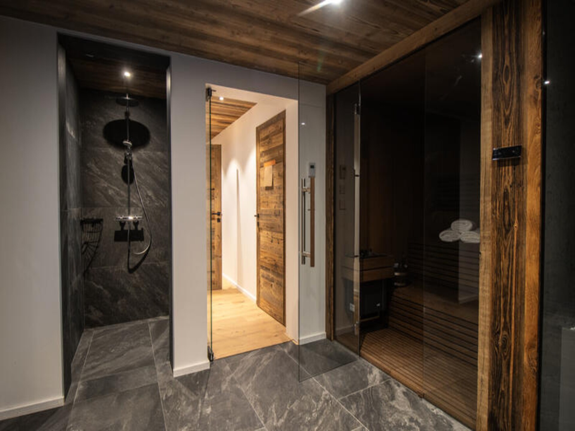 Chalet in Les Gets: 15 pers, 440m², zwembad, sauna & jacuzzi - foto 47