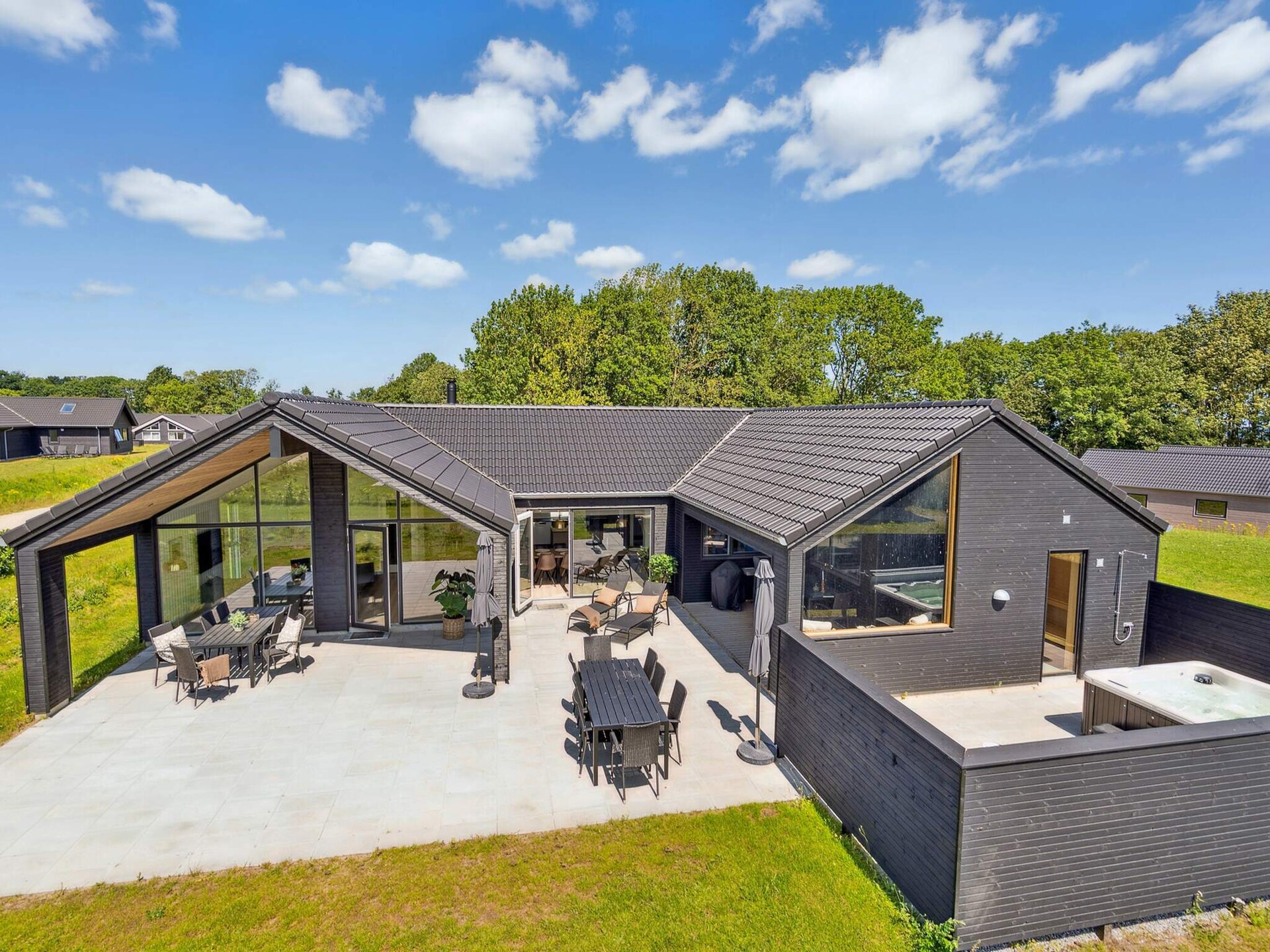 Luxe vakantiehuis voor 18 personen aan de golfbaan bij strand Mommark - foto 9