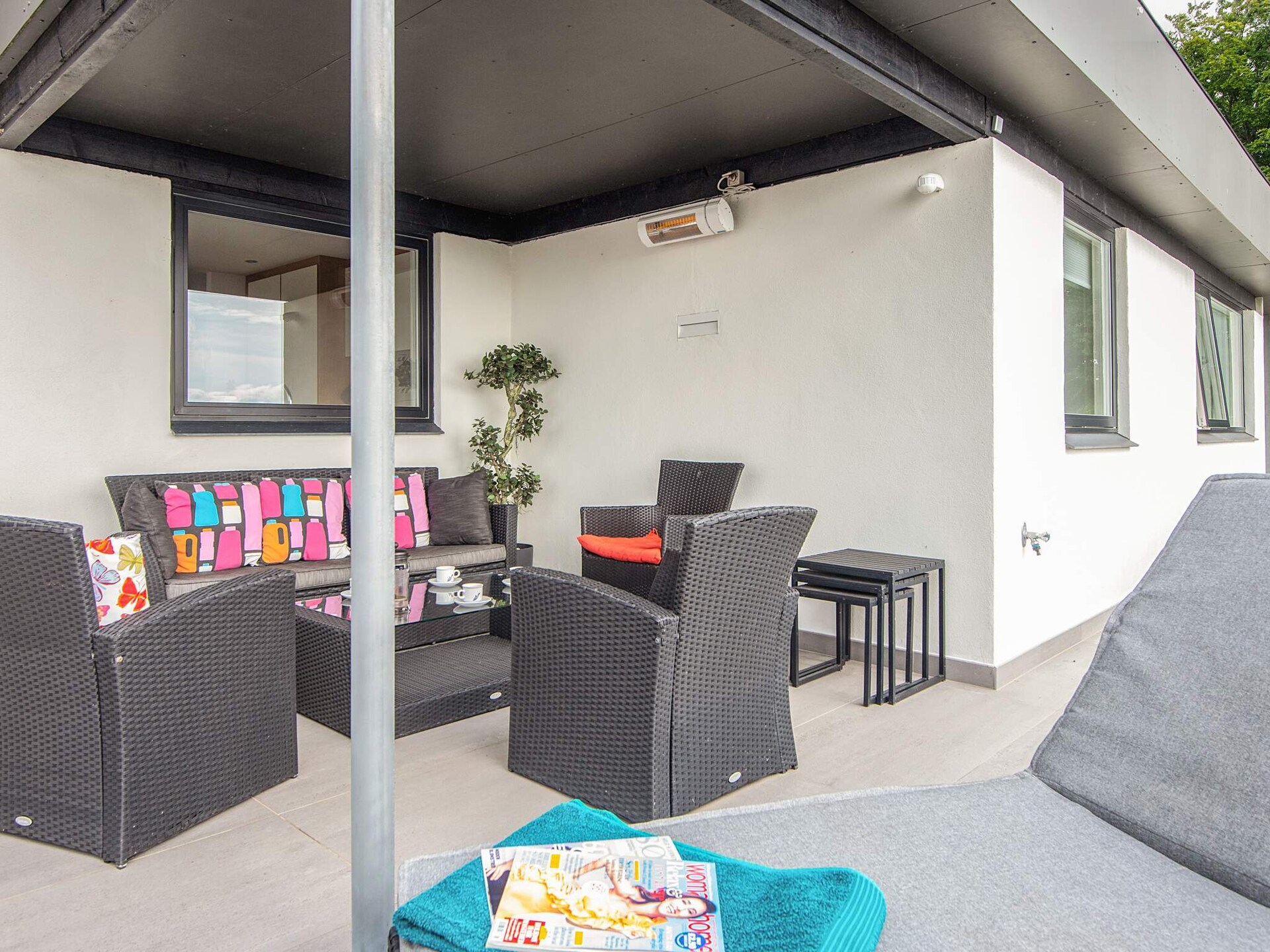 Luxe vakantiehuis met zeezicht op 50m van het strand in Børkop - foto 38