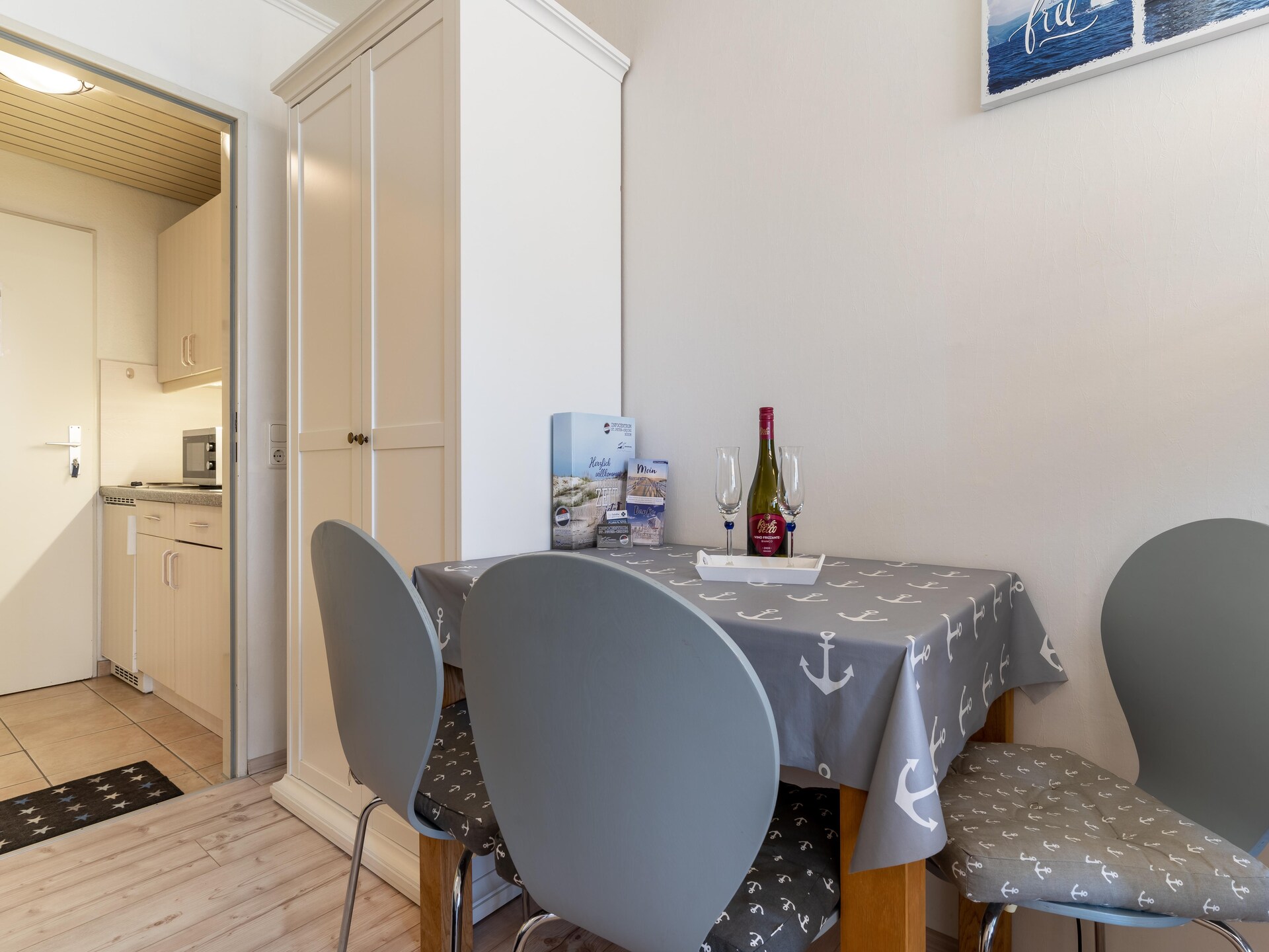 Knus appartement met balkon in Villa Anna, vlakbij het strand - foto 3