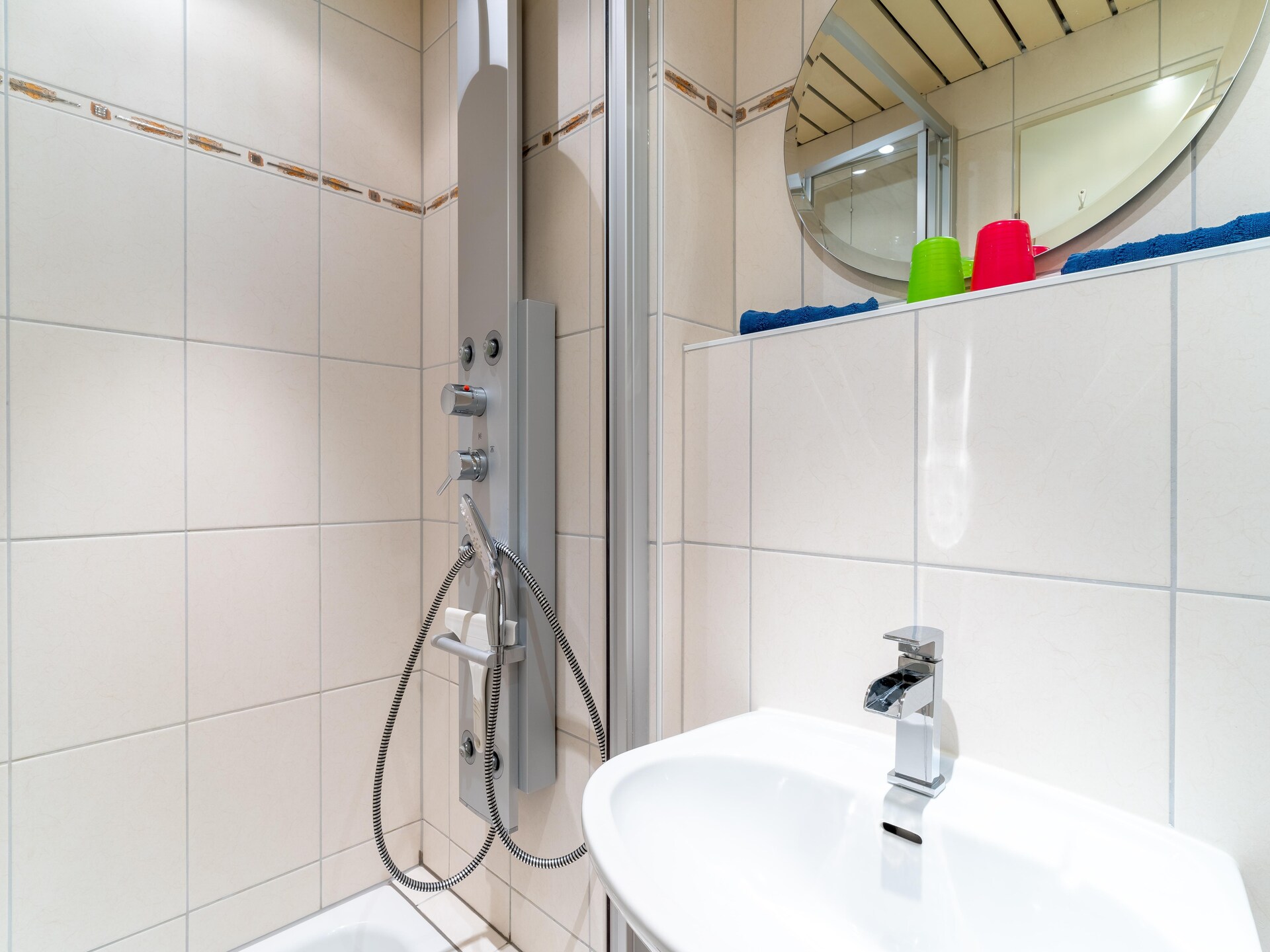 Knus appartement met balkon in Villa Anna, vlakbij het strand - foto 16
