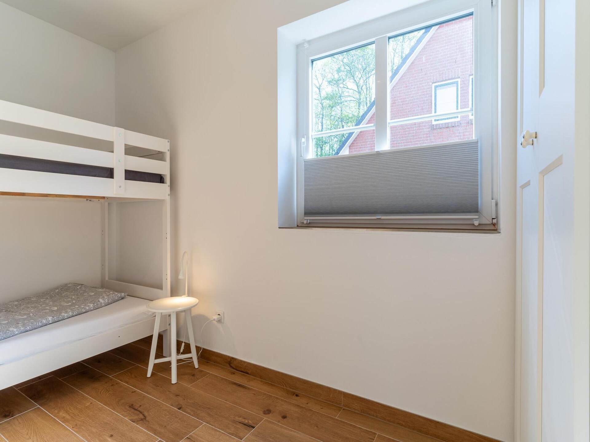Gerenoveerd appartement op de begane grond, 2,5 km van strand - foto 14