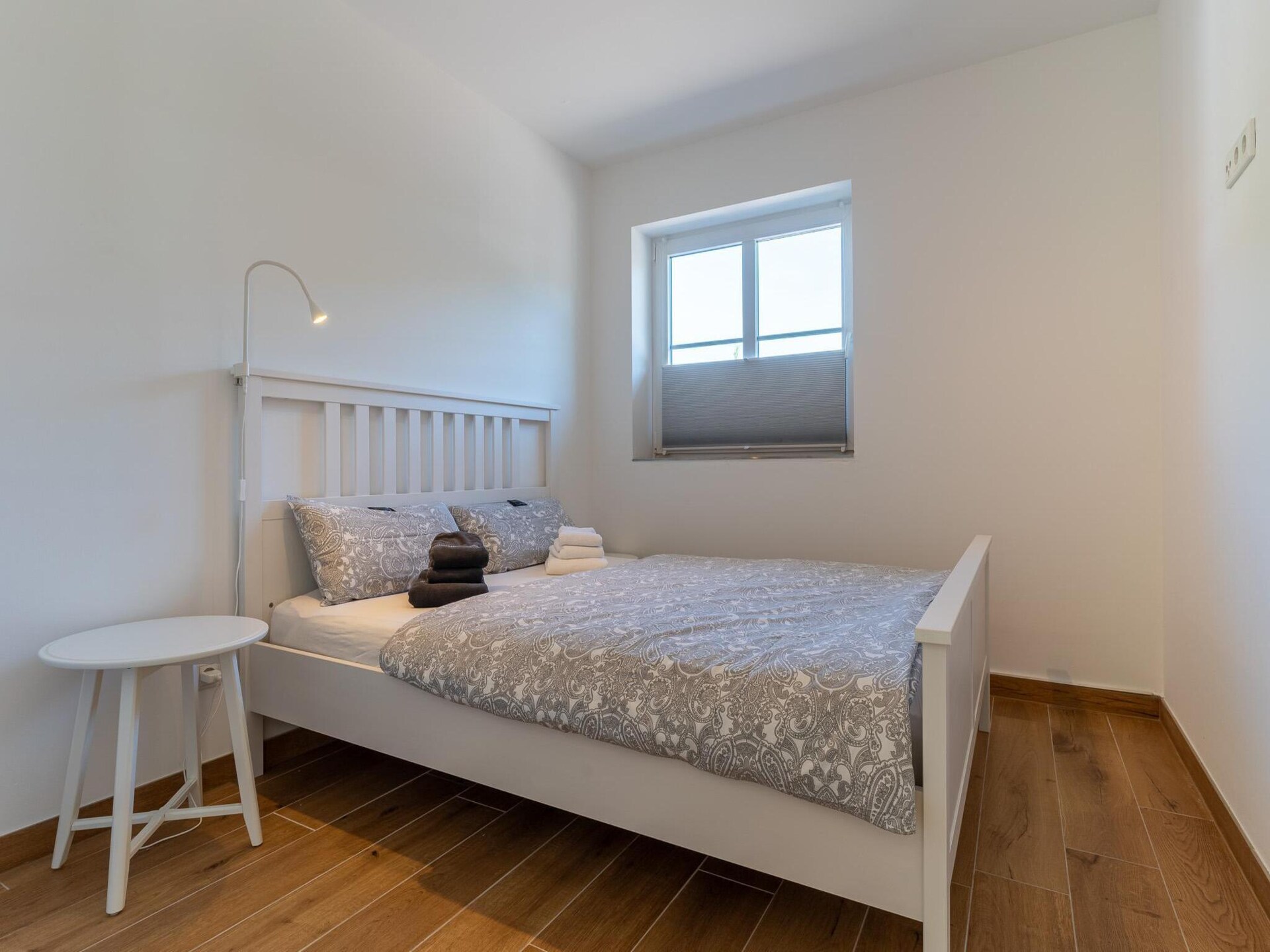 Gerenoveerd appartement op de begane grond, 2,5 km van strand - foto 3