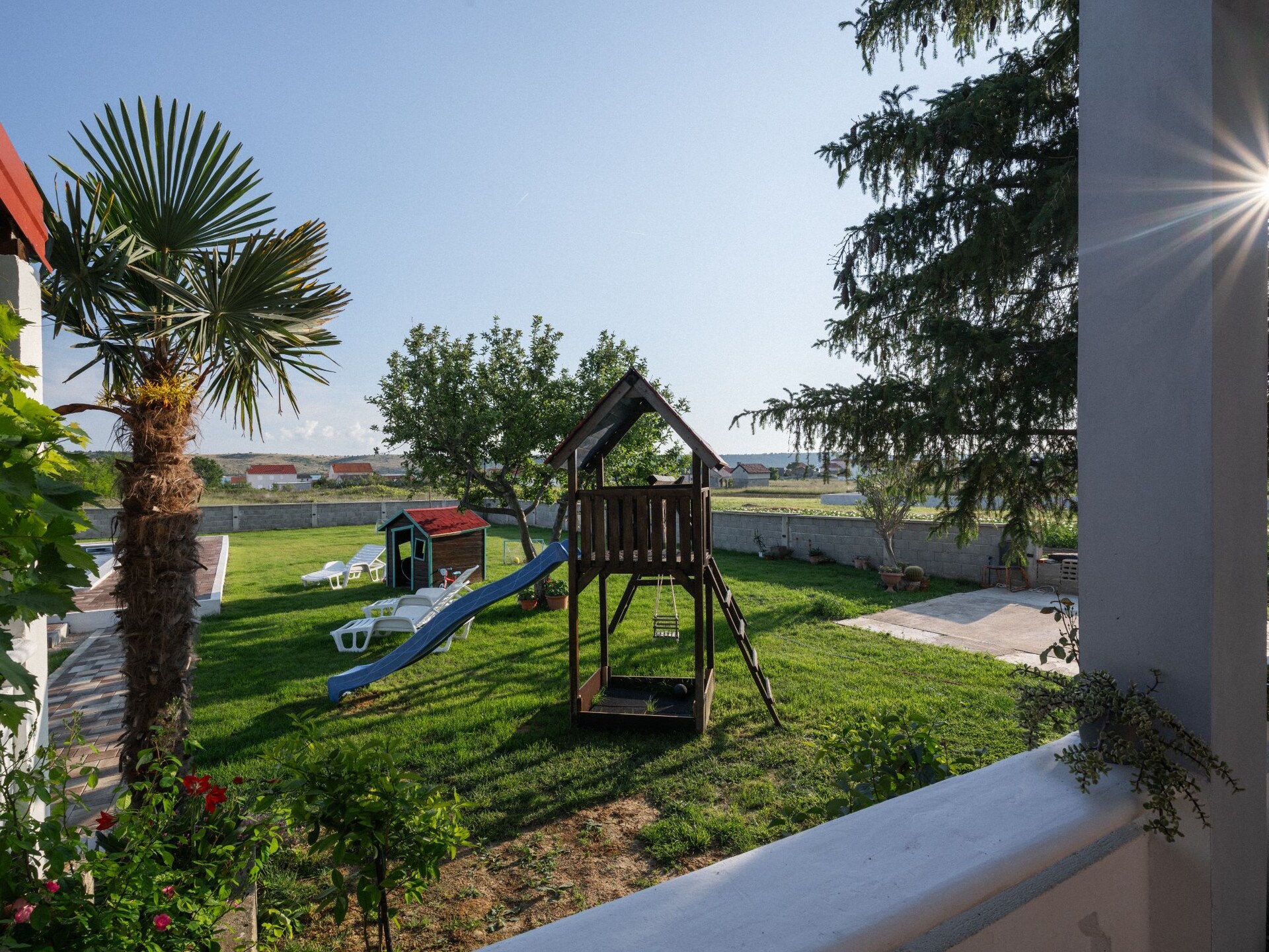 Sfeervol vakantiehuis met tuin en zwembad, vlakbij zee in Ljubac - foto 31