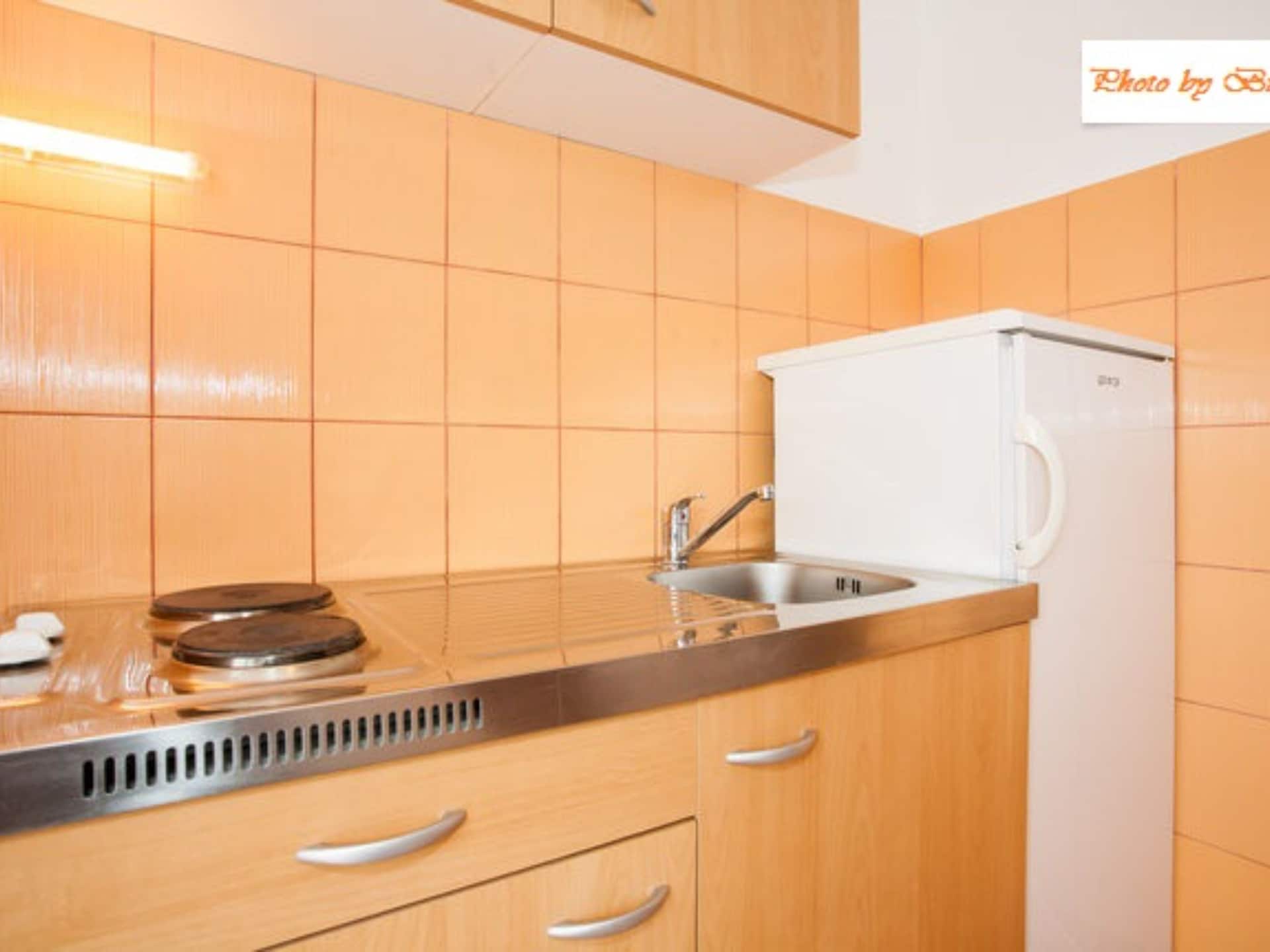 Op 900 m van het strand: Comfortabel appartement in Senj - foto 3