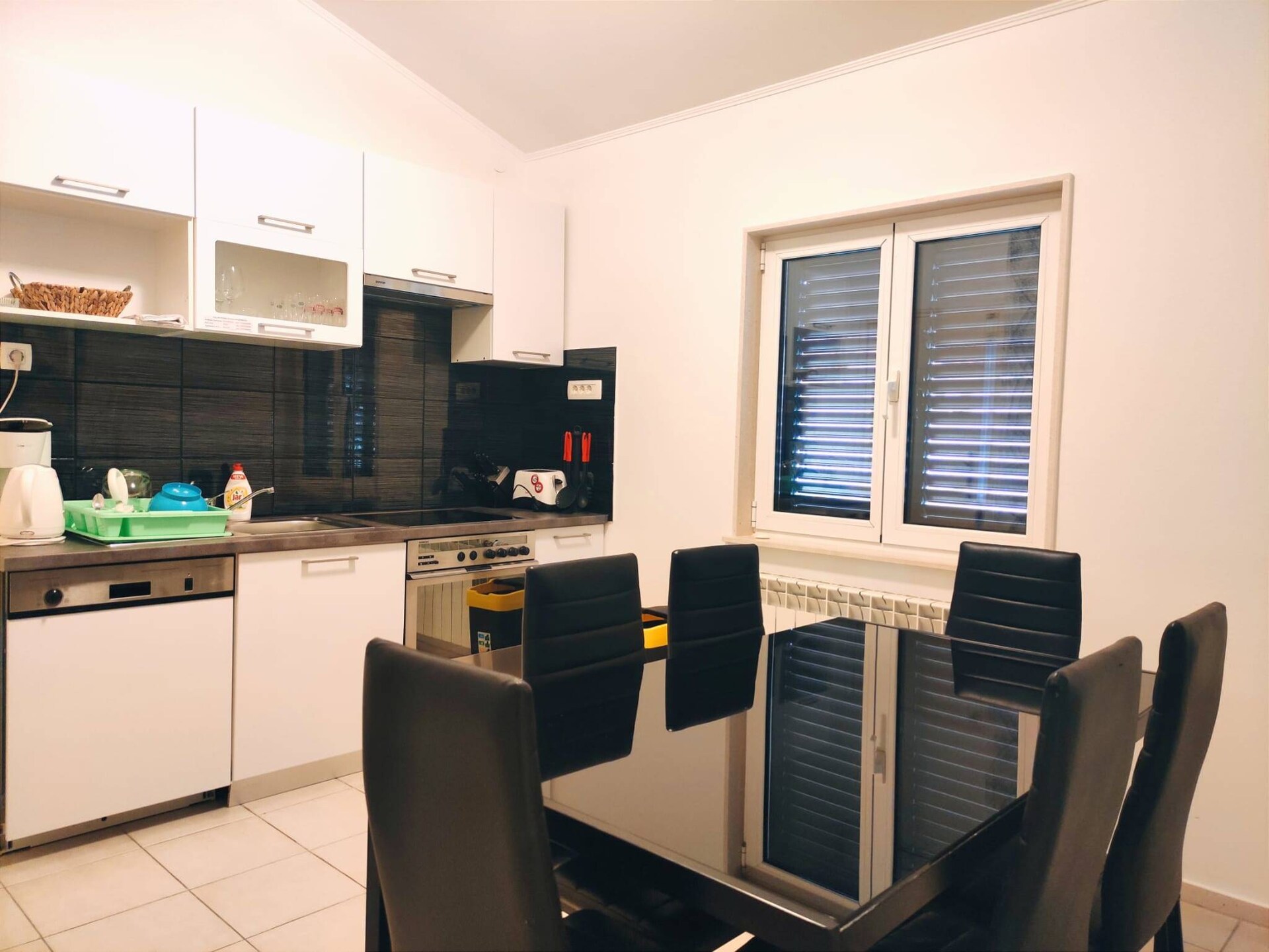 Op 300 m van zee: ruim appartement voor 7 personen in Kastel Stafilic - foto 3