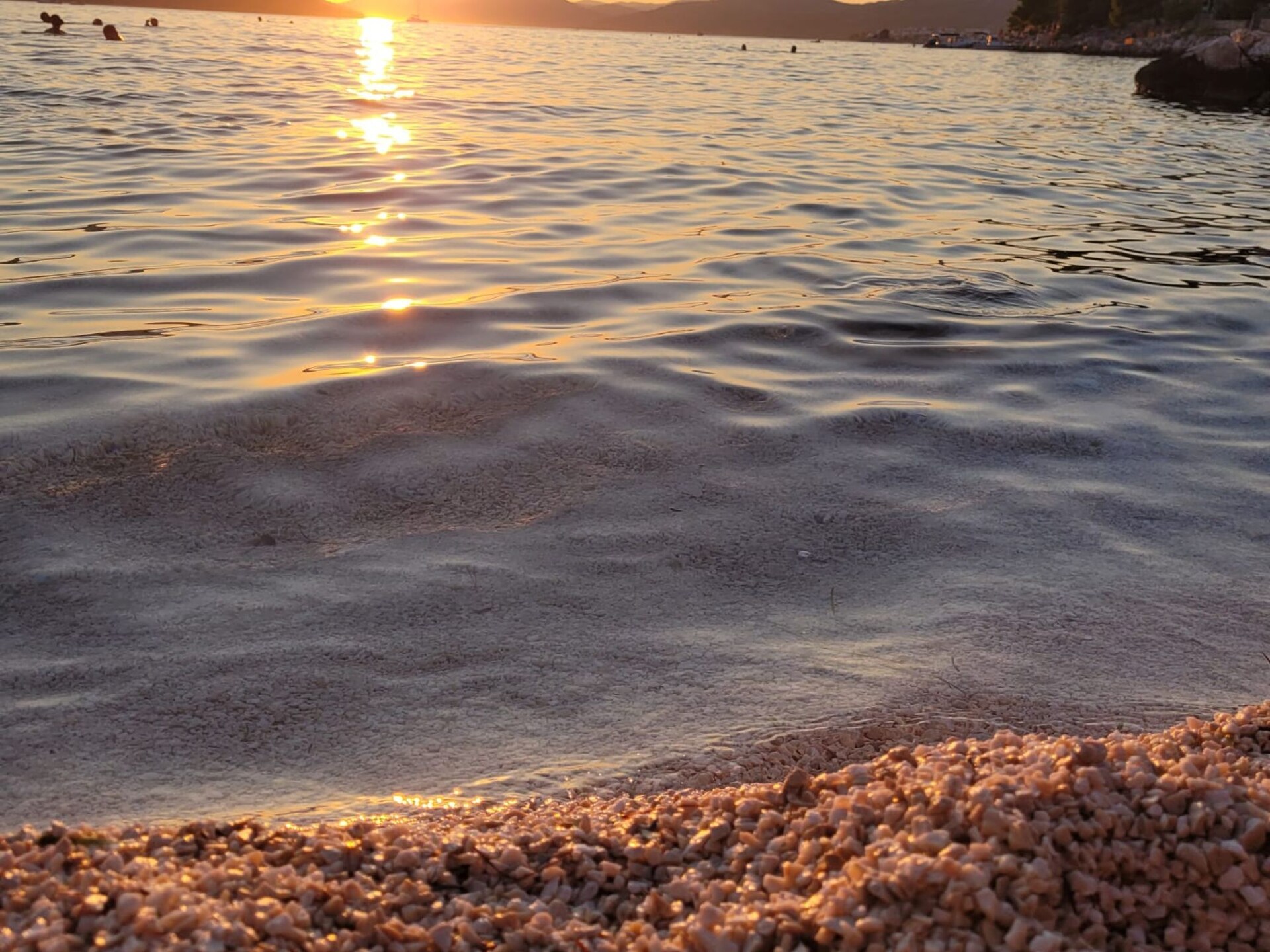Op 300 m van het strand: Studio Standard in Okrug Gornji - foto 15