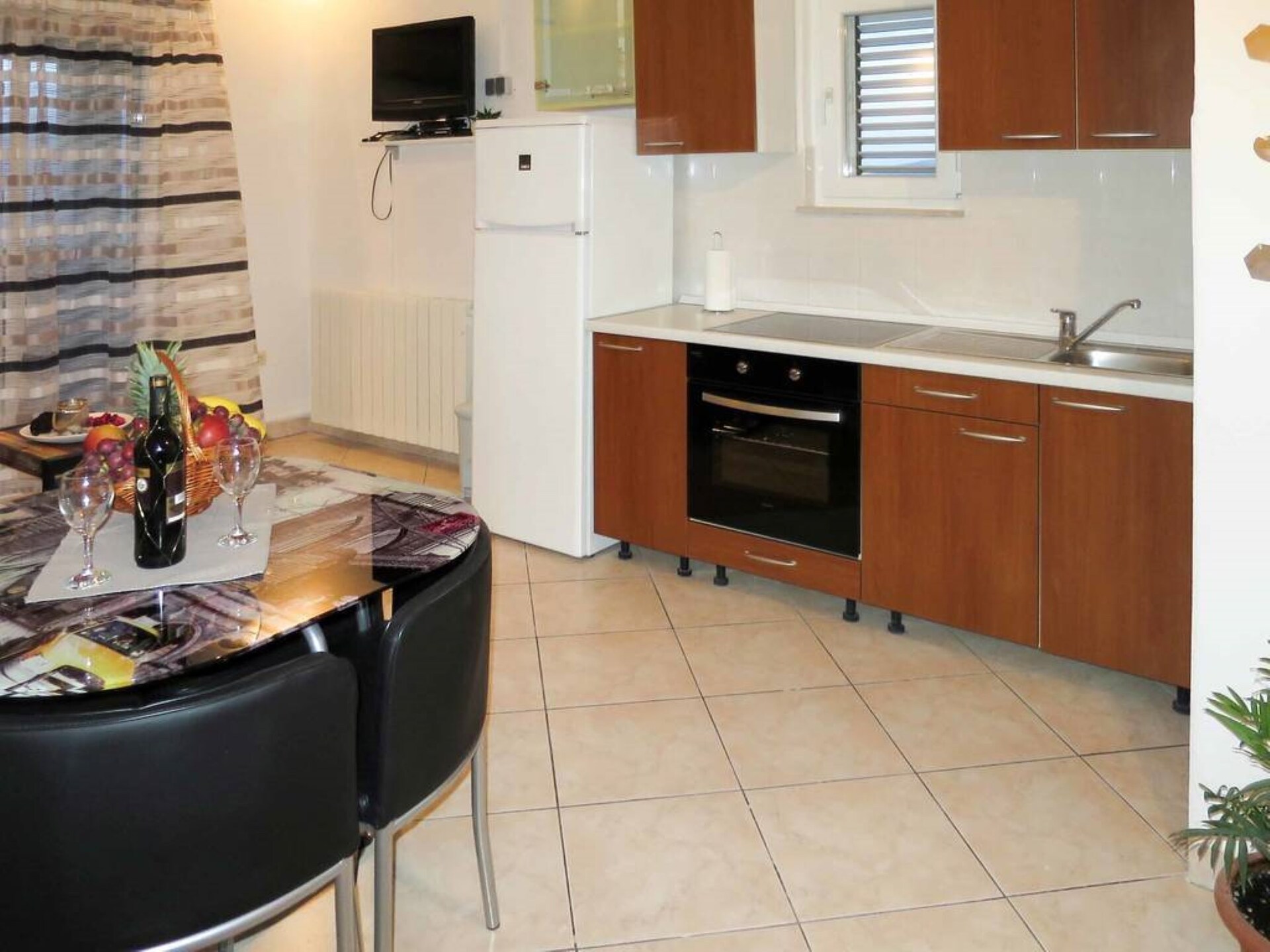 Appartement aan Zee met Zwembad en Terras op Čiovo - foto 3