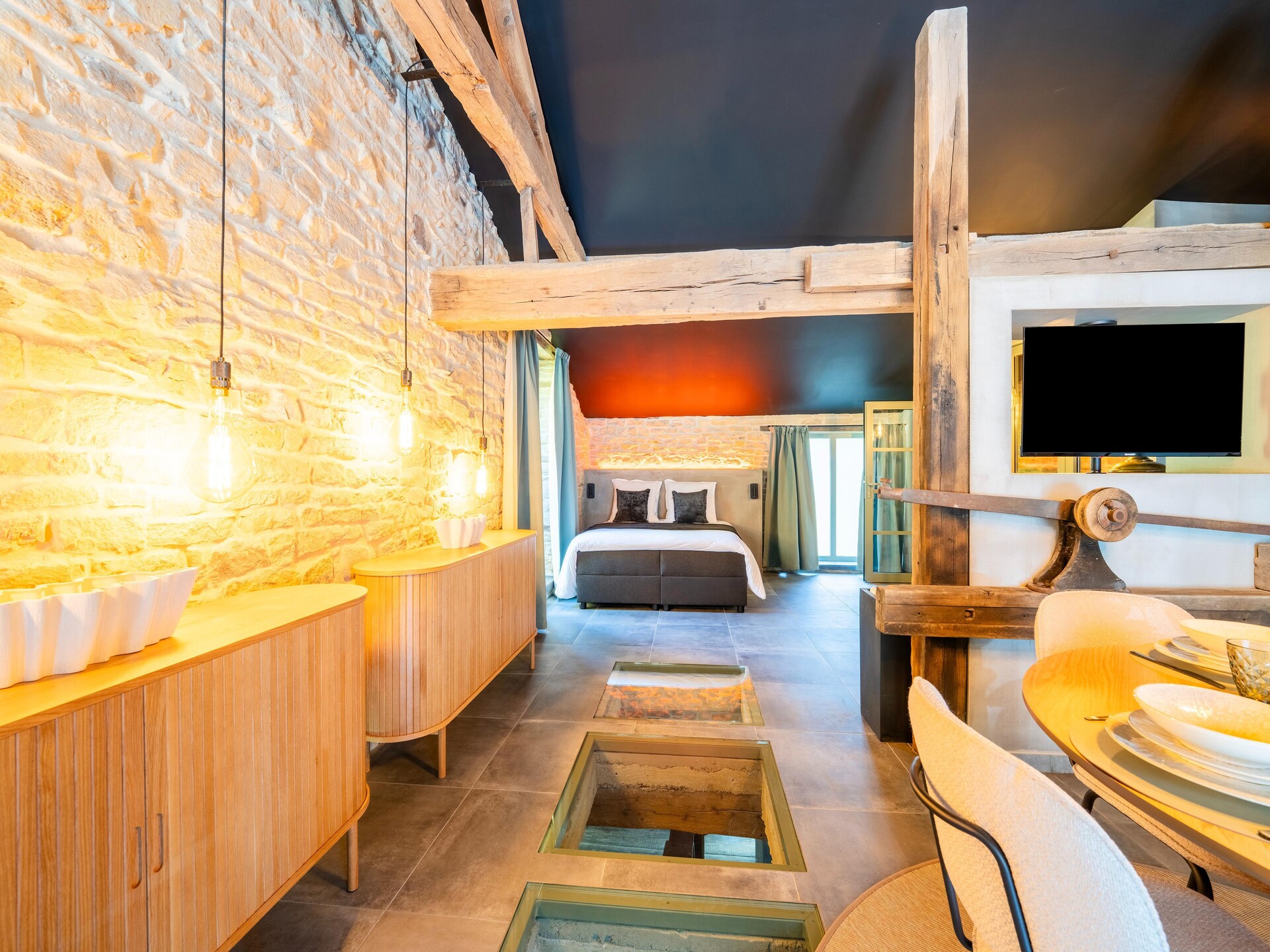 Romantisch wellnesshuis met sauna en jacuzzi in Sainte-Cécile - foto 9