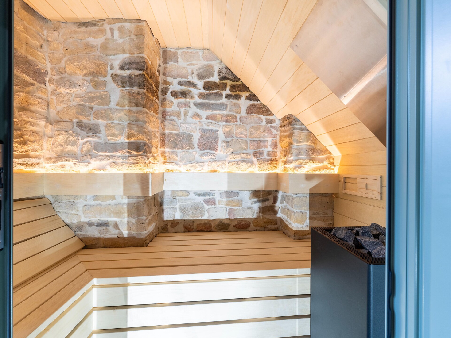 Romantisch wellnesshuis met sauna en jacuzzi in Sainte-Cécile - foto 30