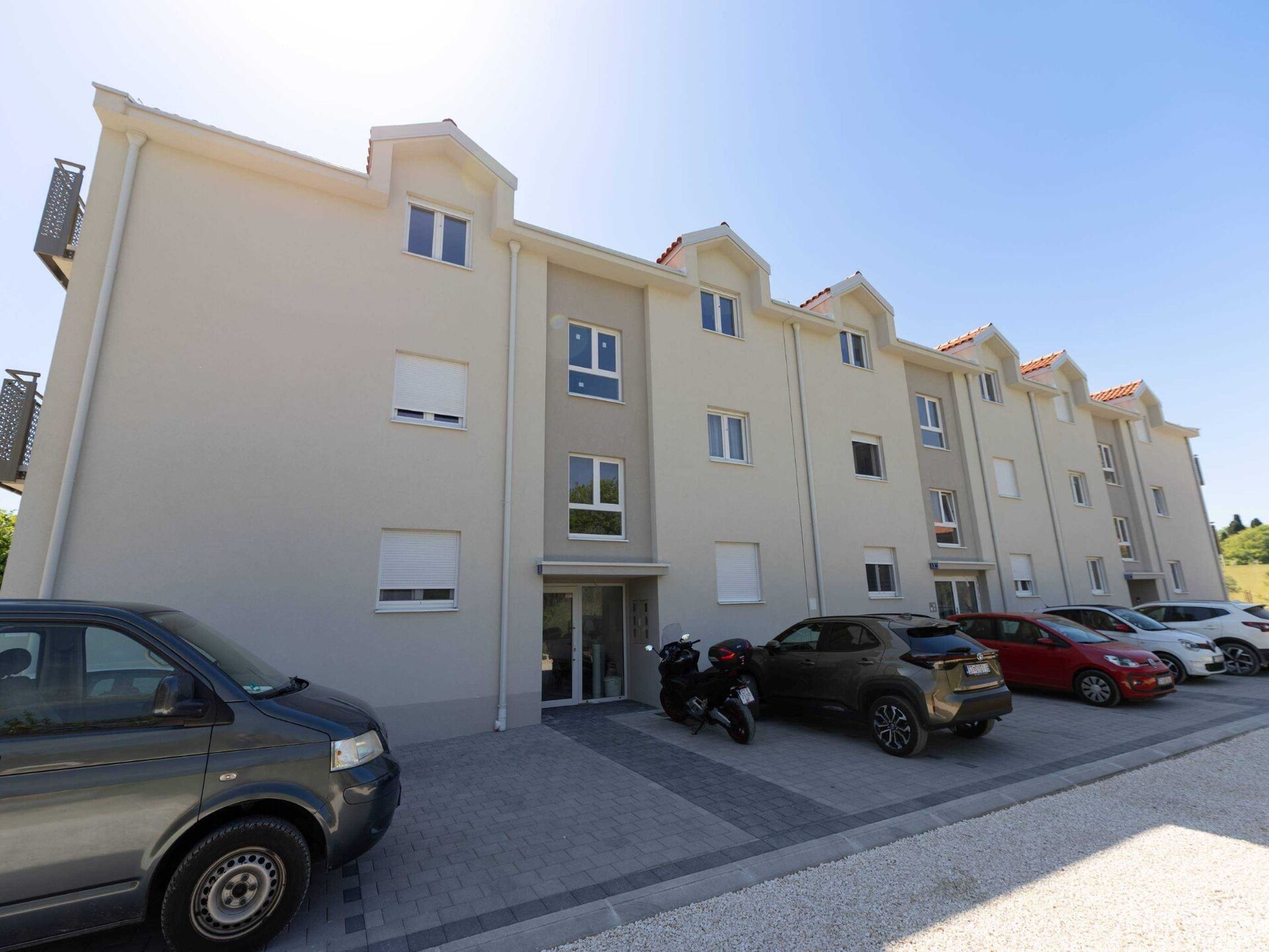 Zonnig appartement met terras in Kastel Stari, 100m van strand - foto 10