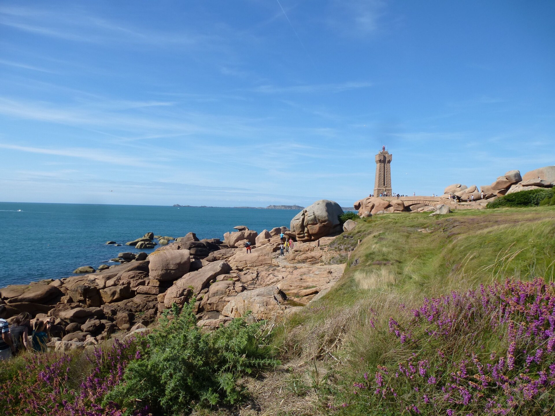 Ruim vakantiehuis met studio aan de Côte de Granit Rose, vlakbij strand - foto 32