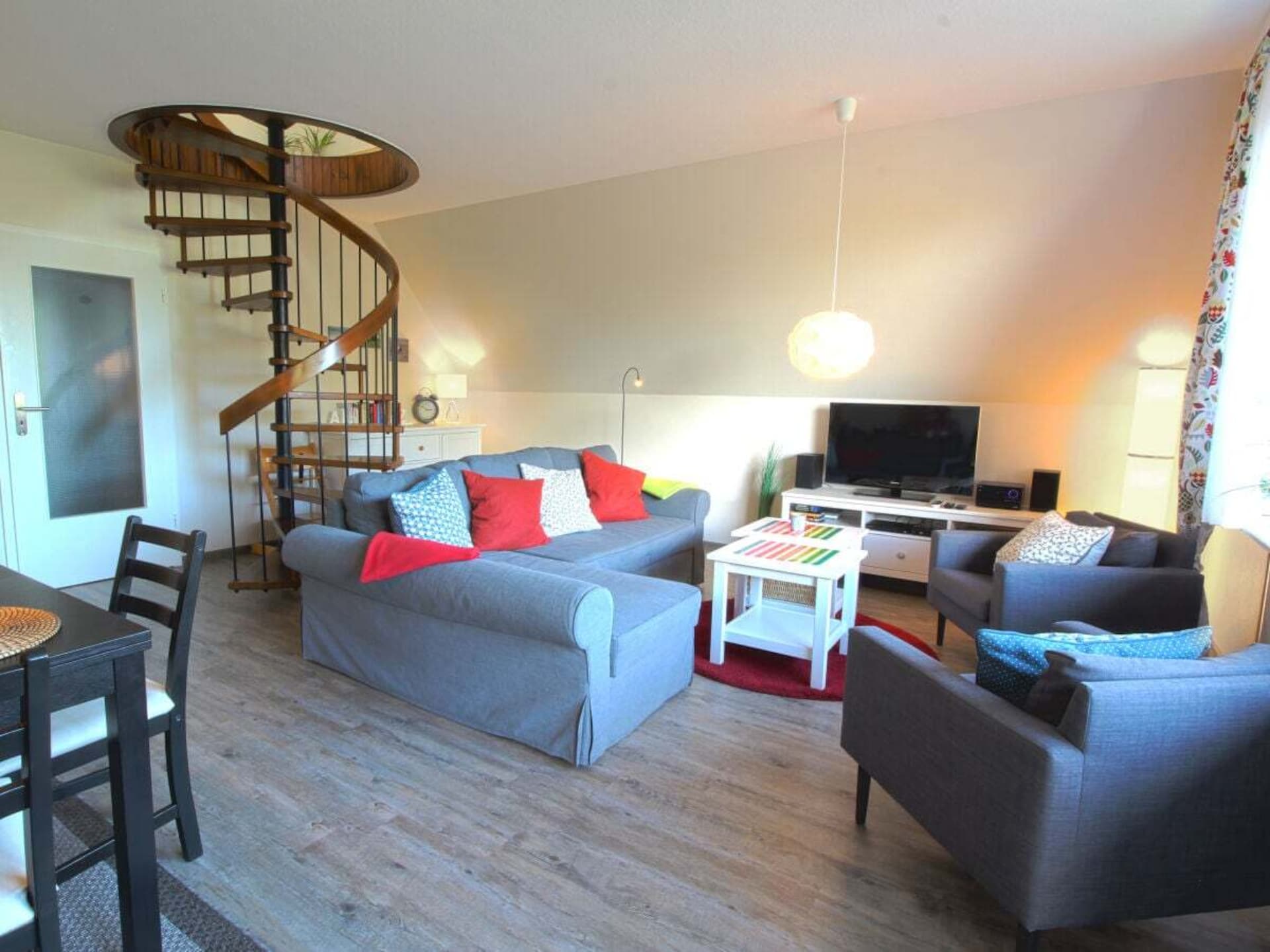 Gerenoveerd vakantiehuis 1km van zee met balkon en strandstoel - foto 3