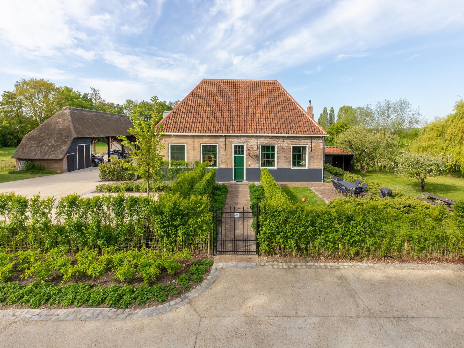 Luxe 16e-eeuwse boerderij met uitzicht op windmolen in Heinkenszand - foto 29