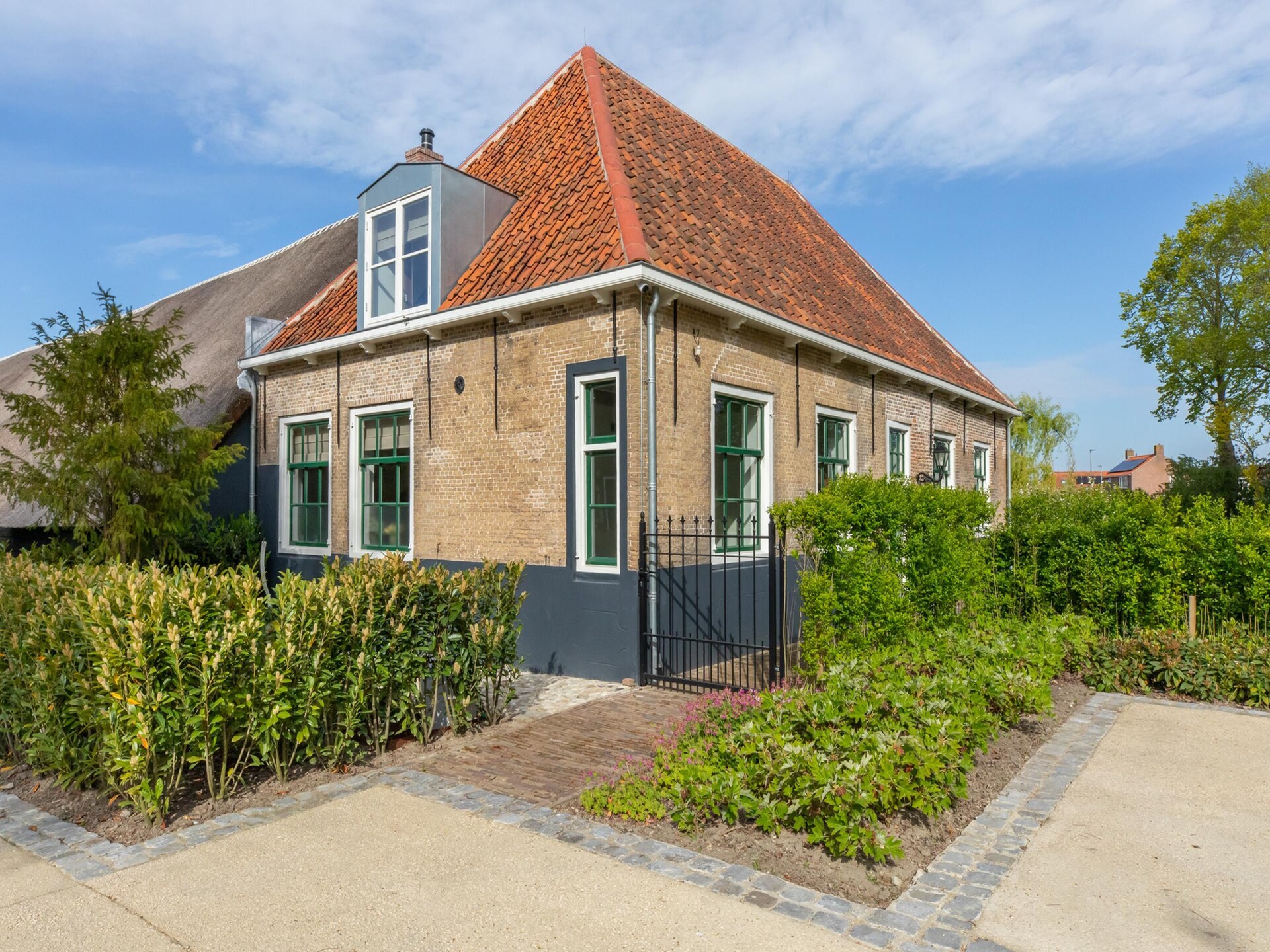 Luxe 16e-eeuwse boerderij met uitzicht op windmolen in Heinkenszand - foto 33