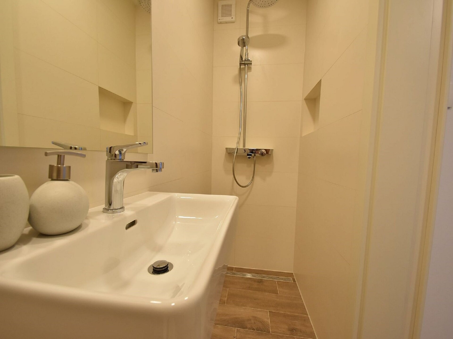 Ruim appartement in Split voor 4 personen - foto 11