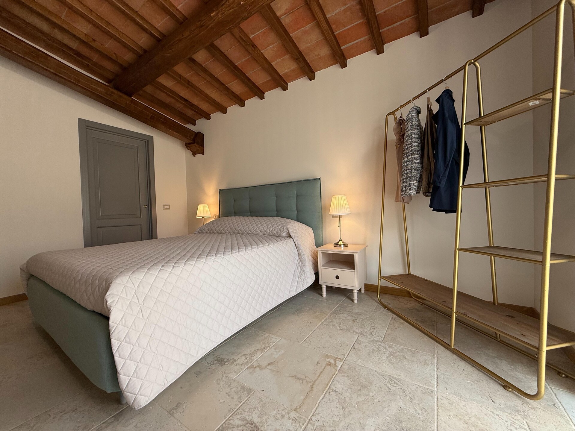 Verfijnd appartement in Poppi met zwembad en panoramisch uitzicht - foto 15