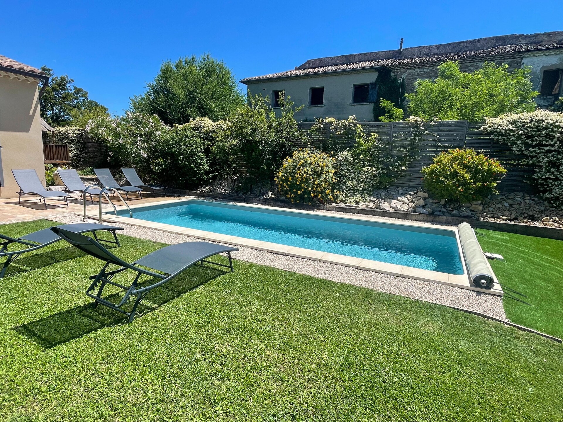 Luxe gelijkvloerse villa met privézwembad in hartje Vaison-la-Romaine - foto 28