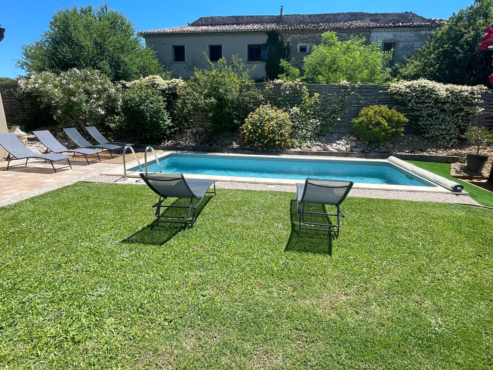 Luxe gelijkvloerse villa met privézwembad in hartje Vaison-la-Romaine - foto 30