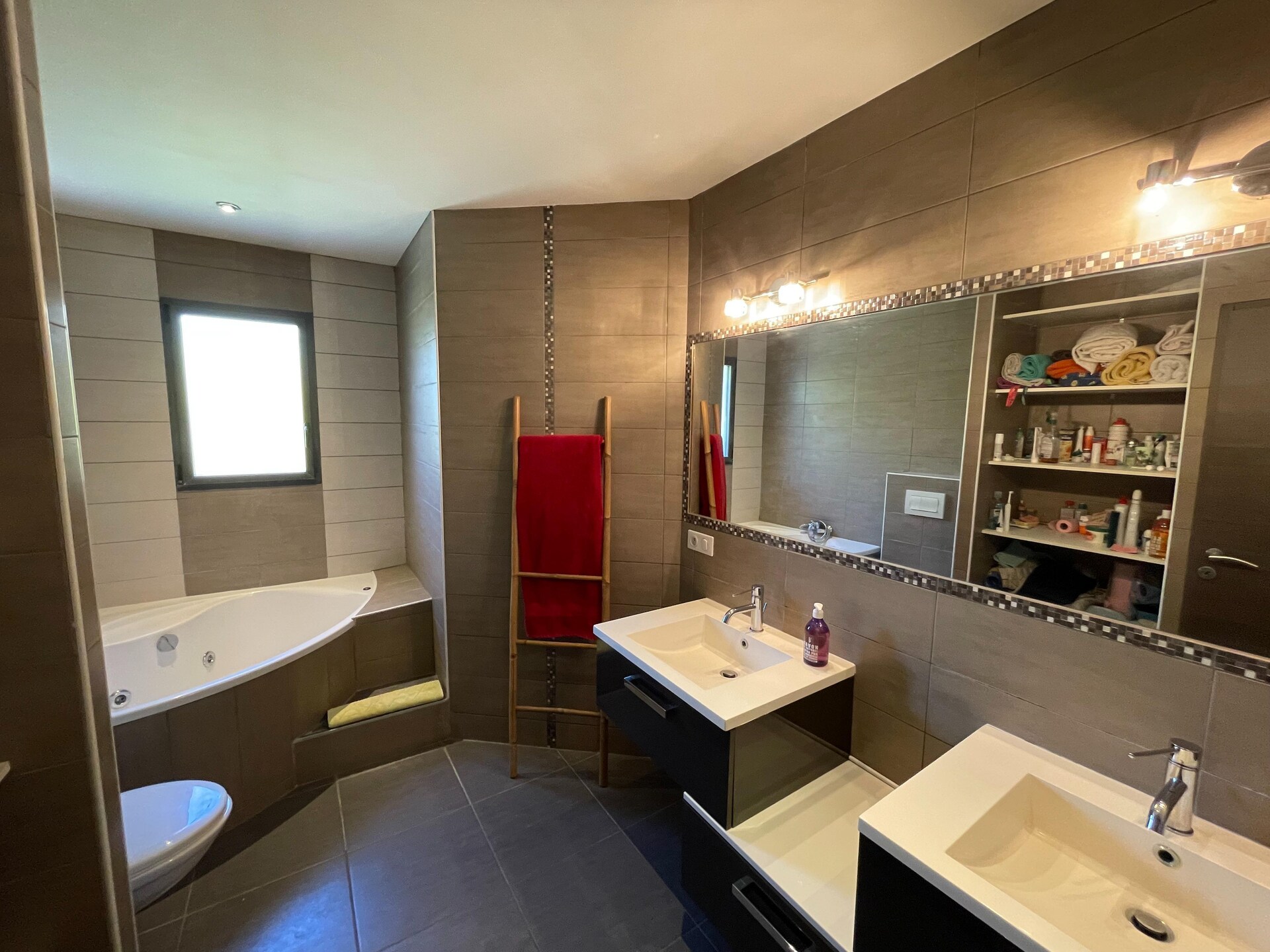 Luxe gelijkvloerse villa met privézwembad in hartje Vaison-la-Romaine - foto 25