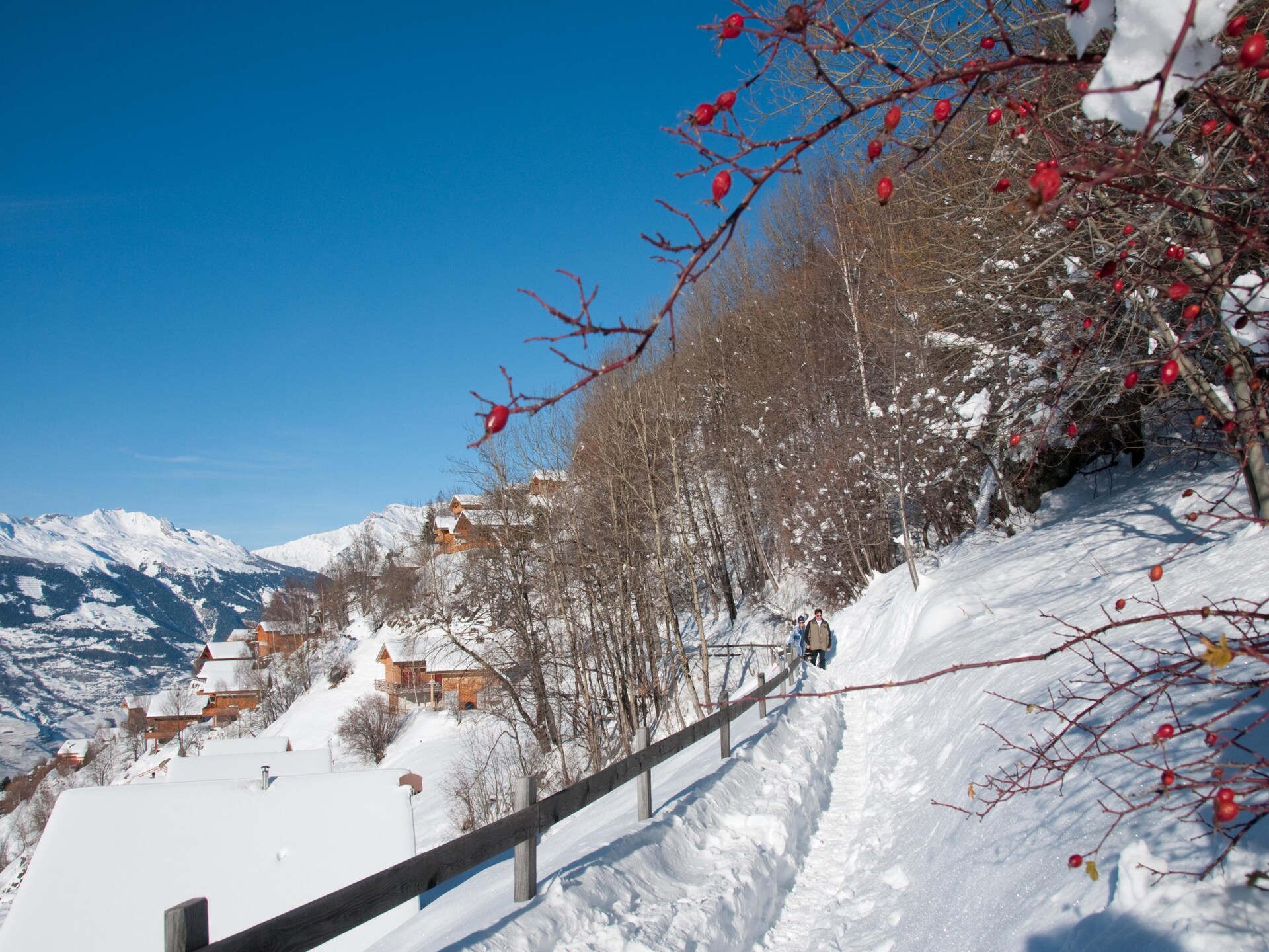 Ruim appartement voor 6 met zwembad, sauna & balkon nabij 3 Vallées - foto 4