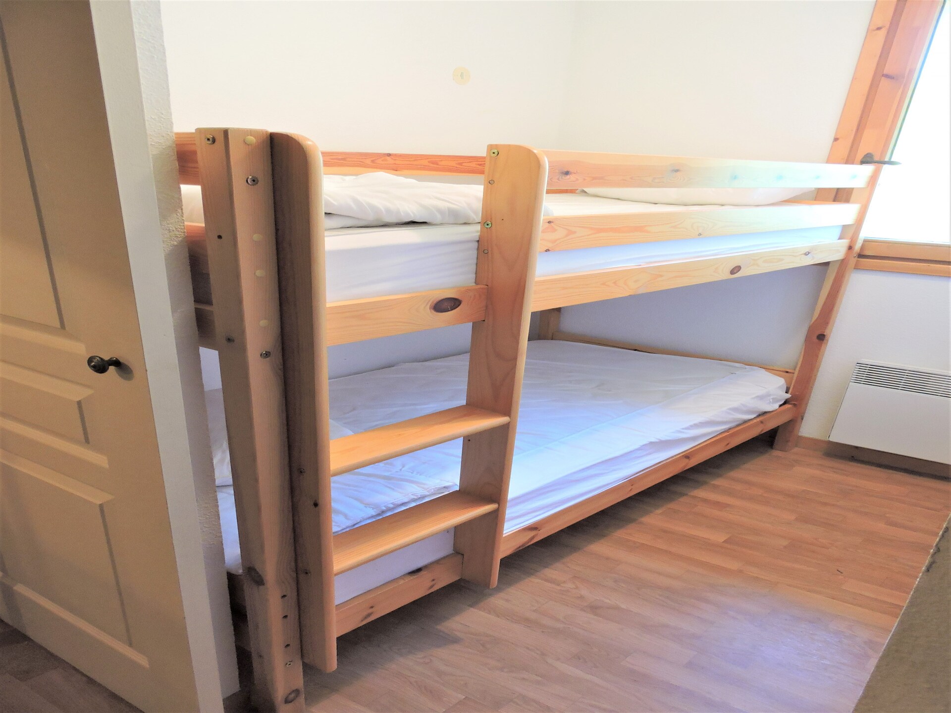 Sfeervol 4-persoons appartement met zwembad, sauna en balkon in Orelle - foto 22