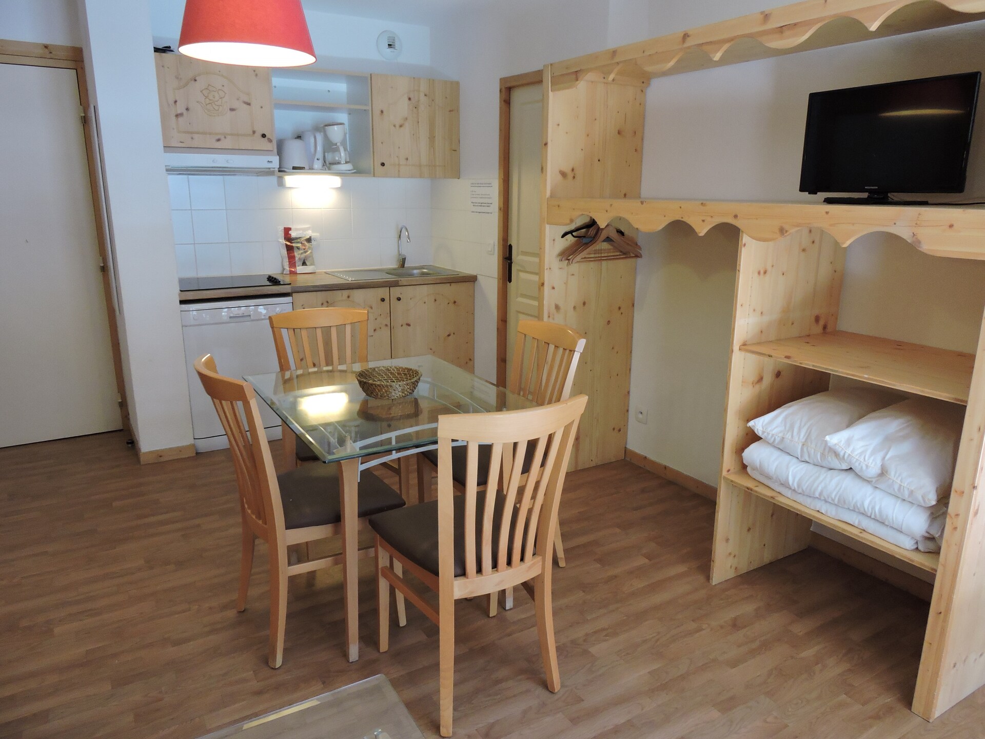 Sfeervol studio-appartement met spa & zwembad aan de golfbaan in Orelle - foto 4