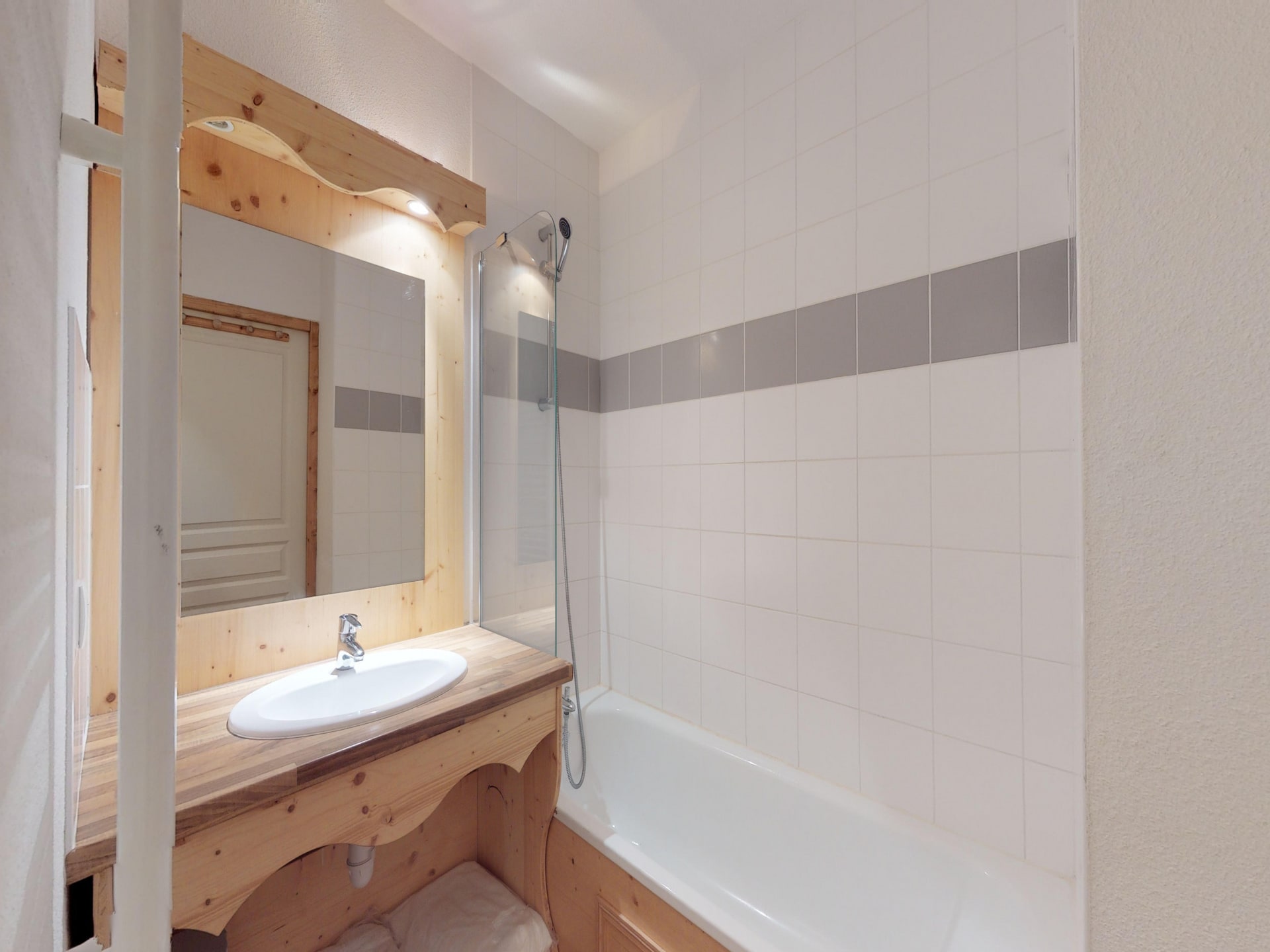 Intiem studio-appartement met spa & binnenzwembad in Orelle, 3 Vallées - foto 17