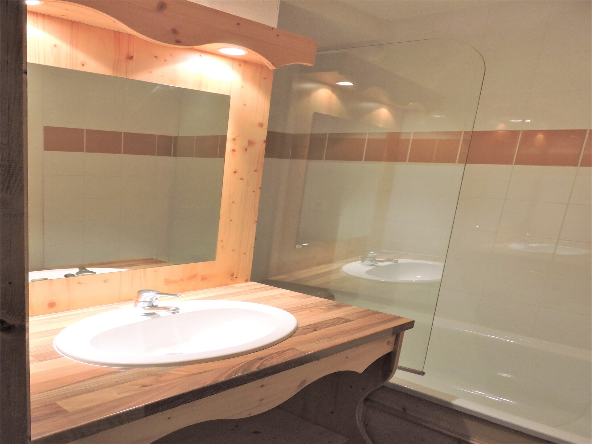 Rustiek appartement voor 6 met wellness & zwembad aan de voet van de 3 Vallées - foto 14