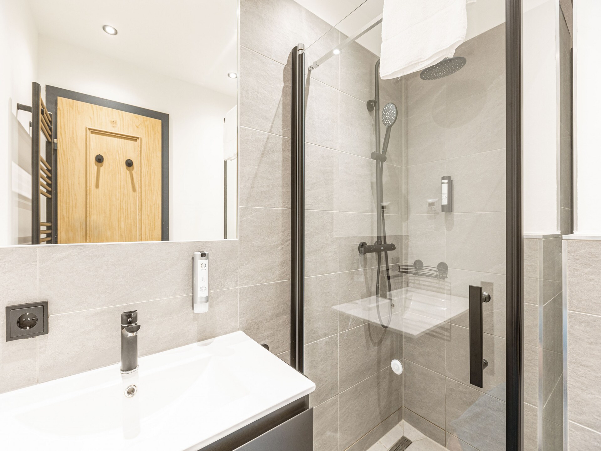 Saalbach Suite 6: Ruim appartement aan de golfbaan met sauna - foto 12