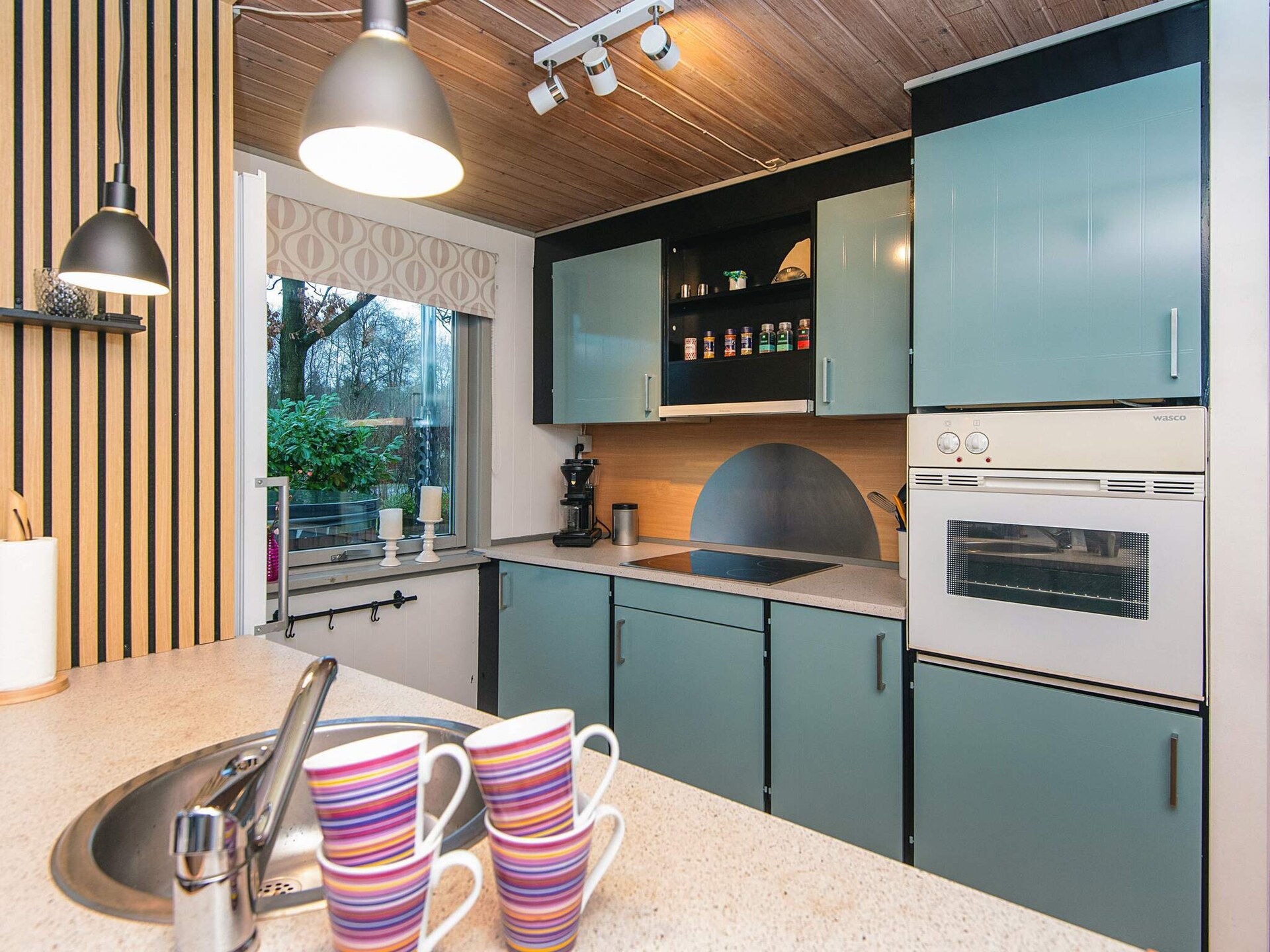 Zonovergoten vakantiehuis met whirlpool en tuin op 700m van de fjord in Hemmet - foto 24