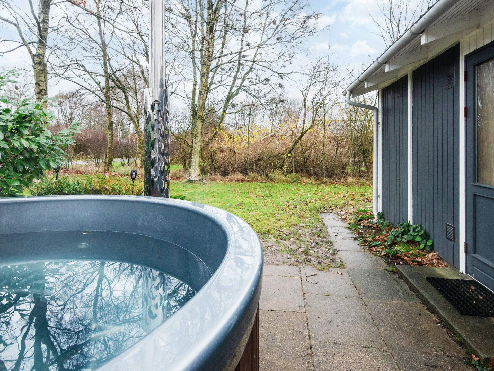 Zonovergoten vakantiehuis met whirlpool en tuin op 700m van de fjord in Hemmet - foto 42