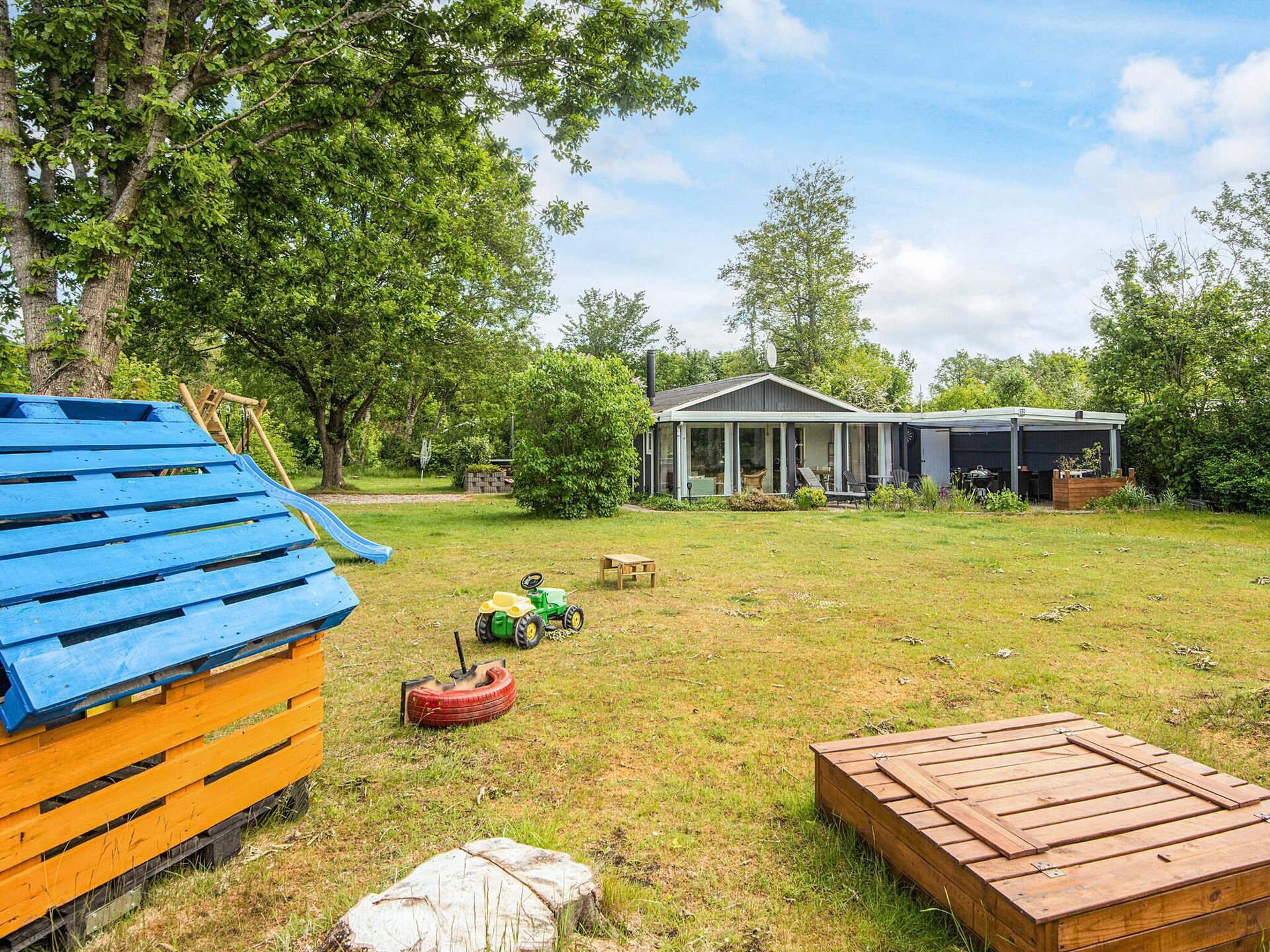 Zonovergoten vakantiehuis met whirlpool en tuin op 700m van de fjord in Hemmet - foto 44