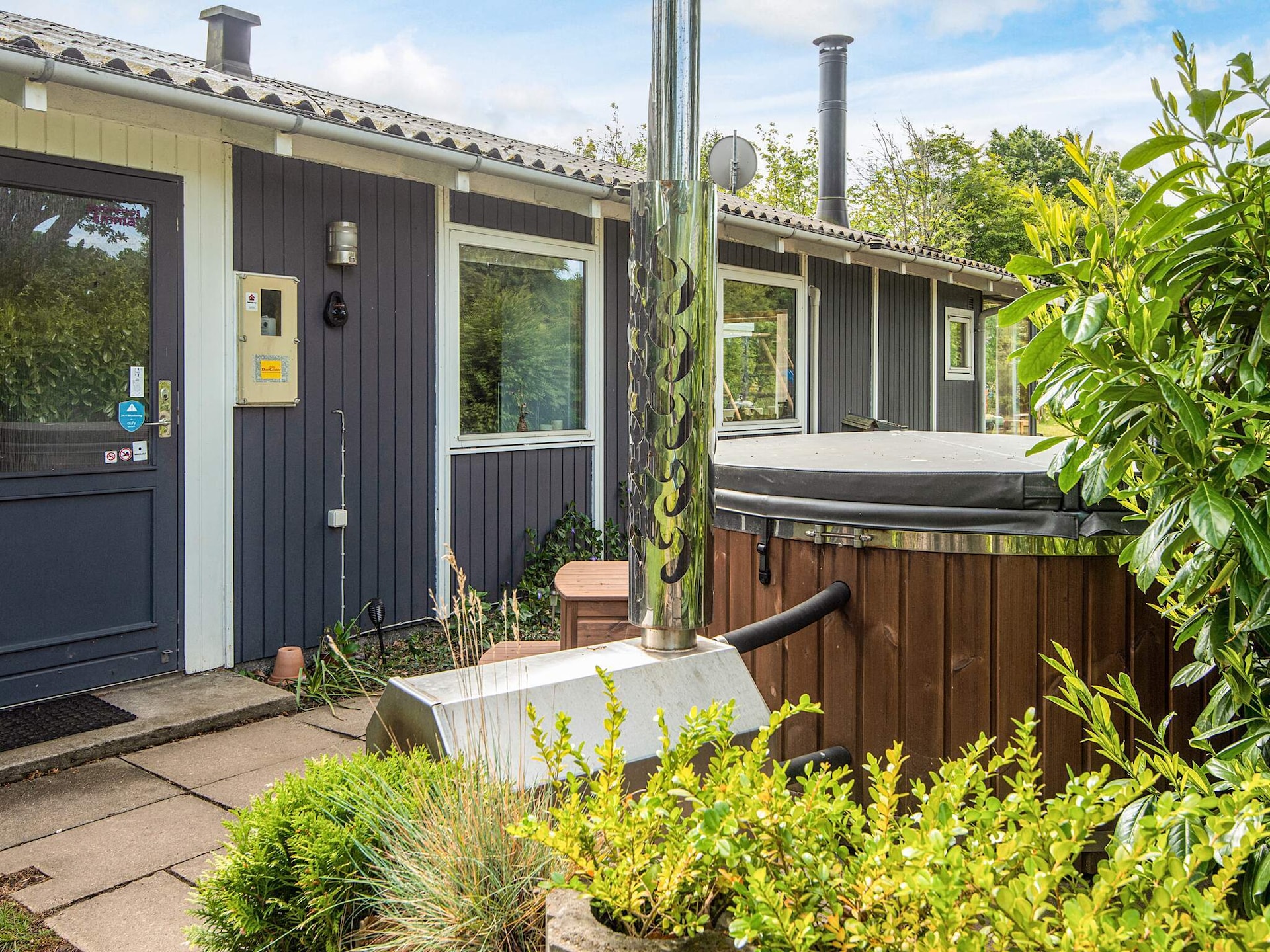 Zonovergoten vakantiehuis met whirlpool en tuin op 700m van de fjord in Hemmet - foto 46
