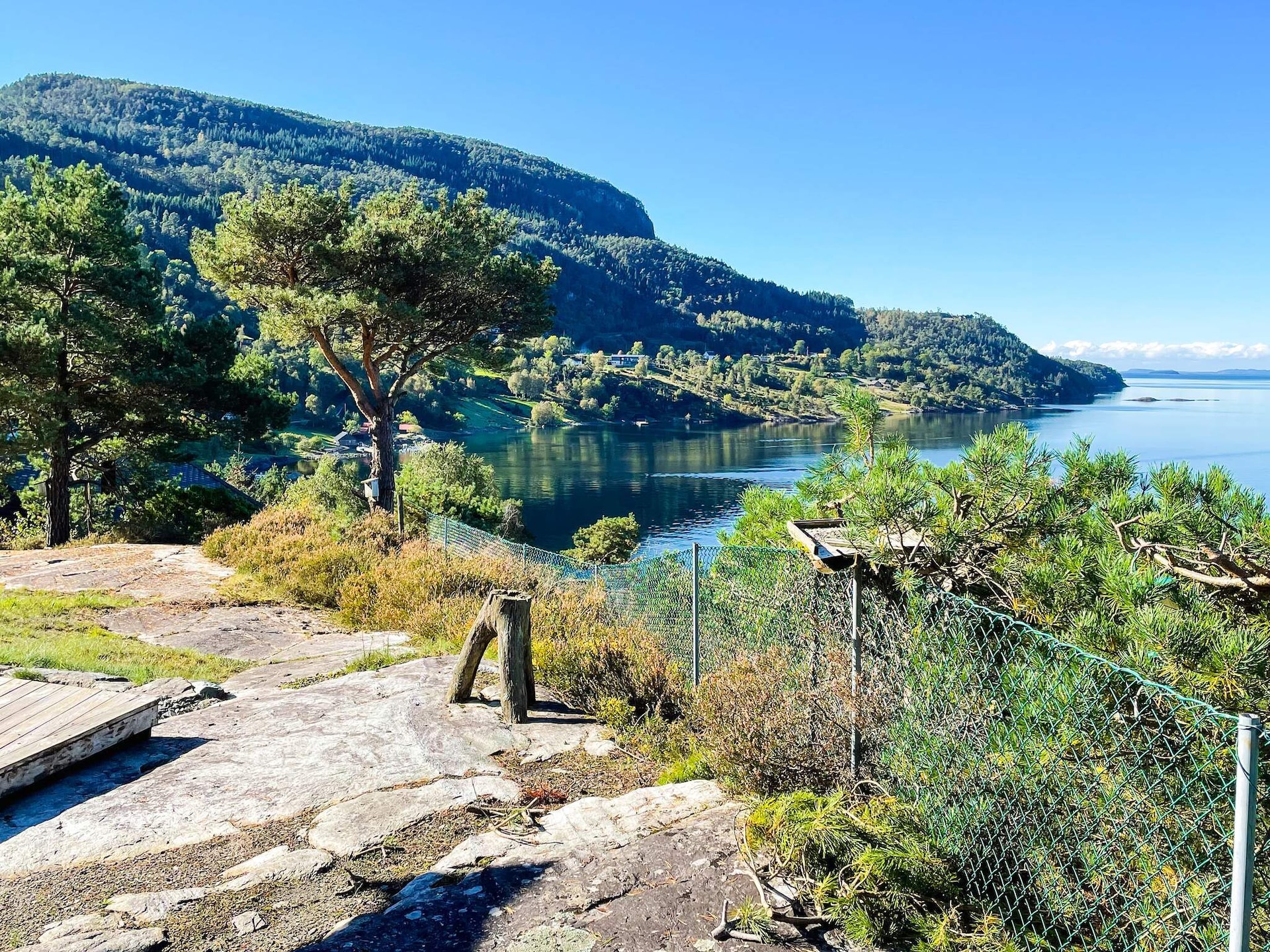 Vrijstaand vakantiehuis op Randøy met panoramisch fjordzicht - foto 9