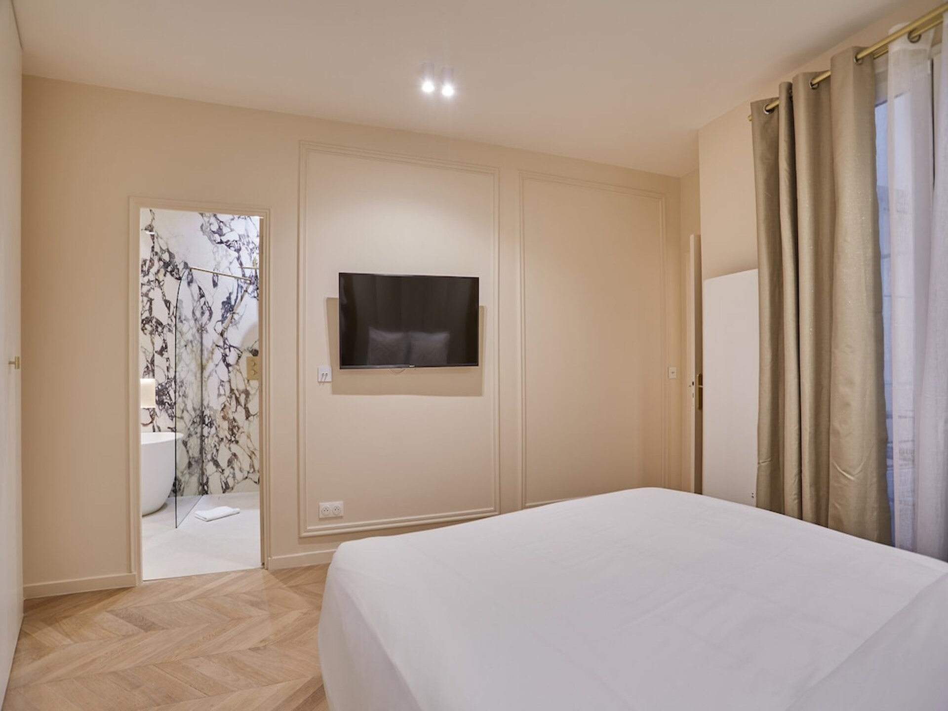 Chic nieuw appartement in Le Marais – 2 slaapkamers, airco - foto 19