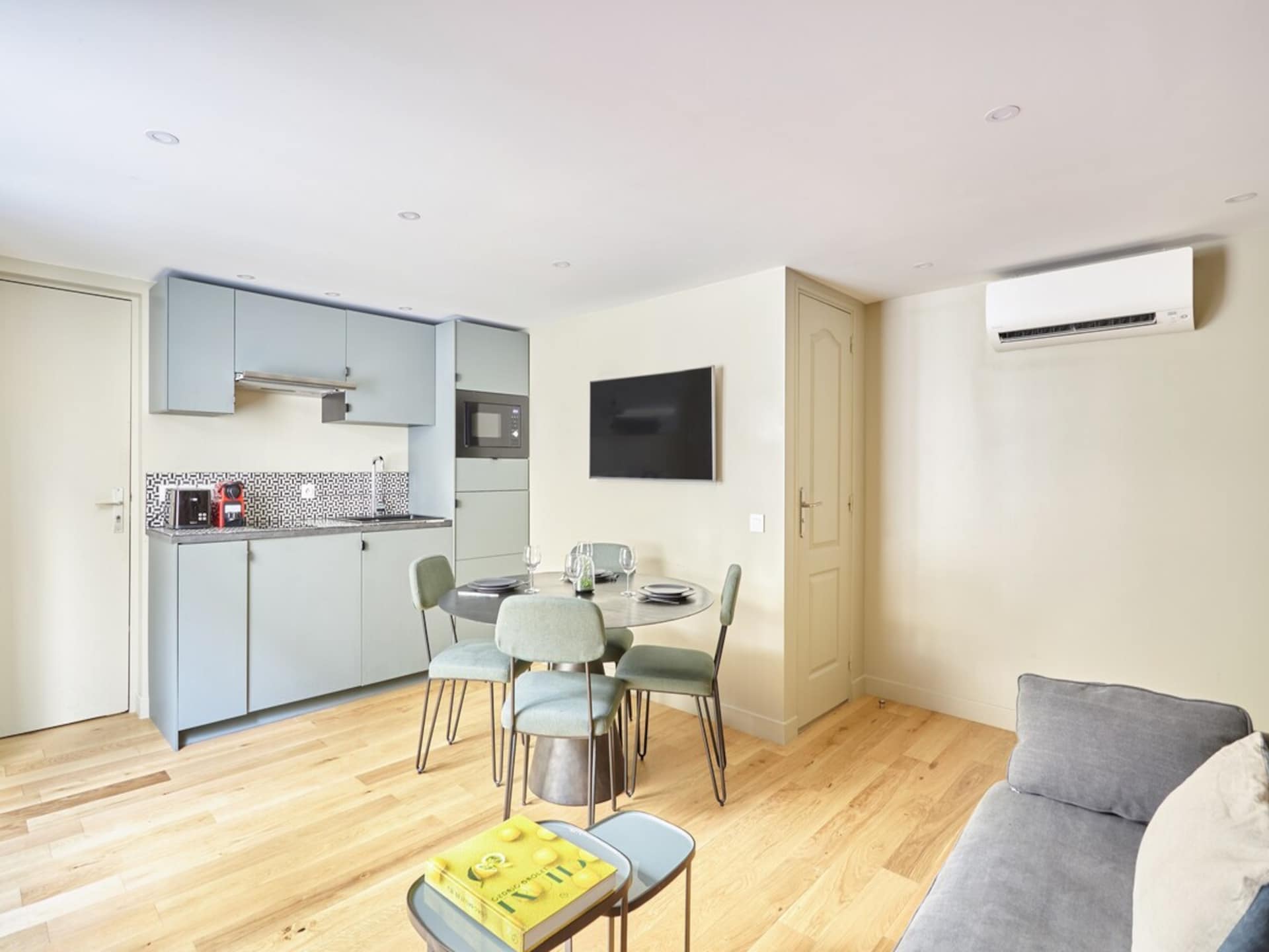 Licht appartement in hartje Parijs, vlakbij Montorgueil - foto 2