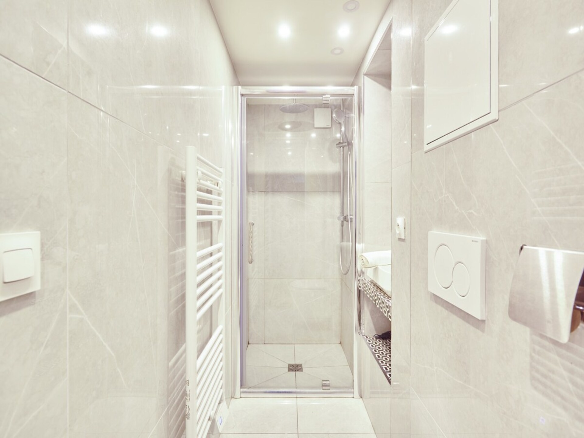 Licht appartement in hartje Parijs, vlakbij Montorgueil - foto 12