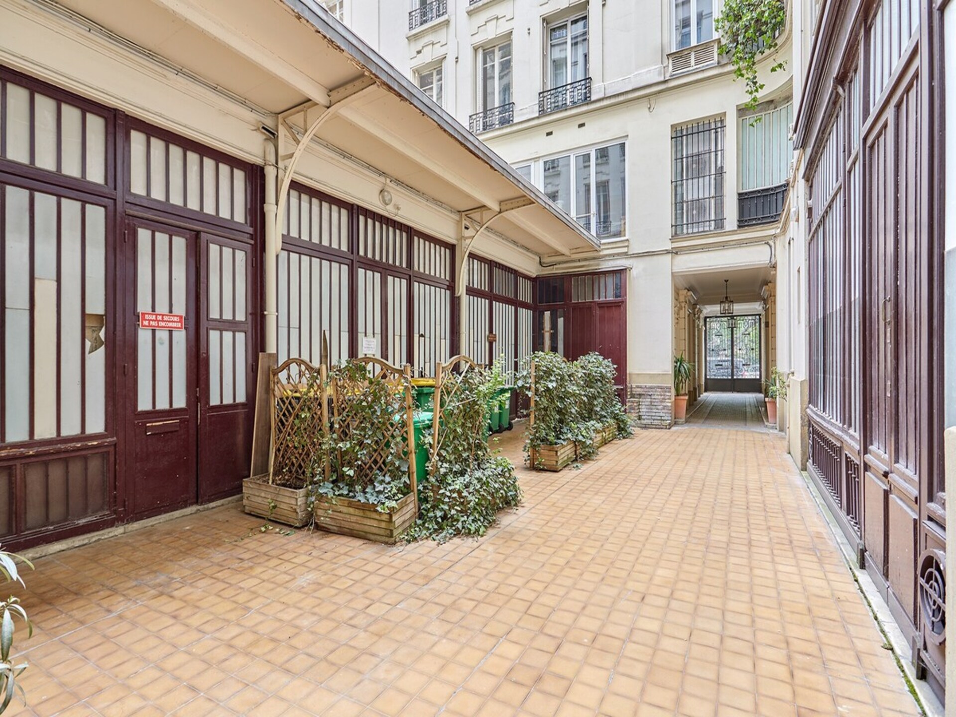 Luxe 3-slaapkamer appartement in hartje Parijs bij Rue Montorgueil - foto 30
